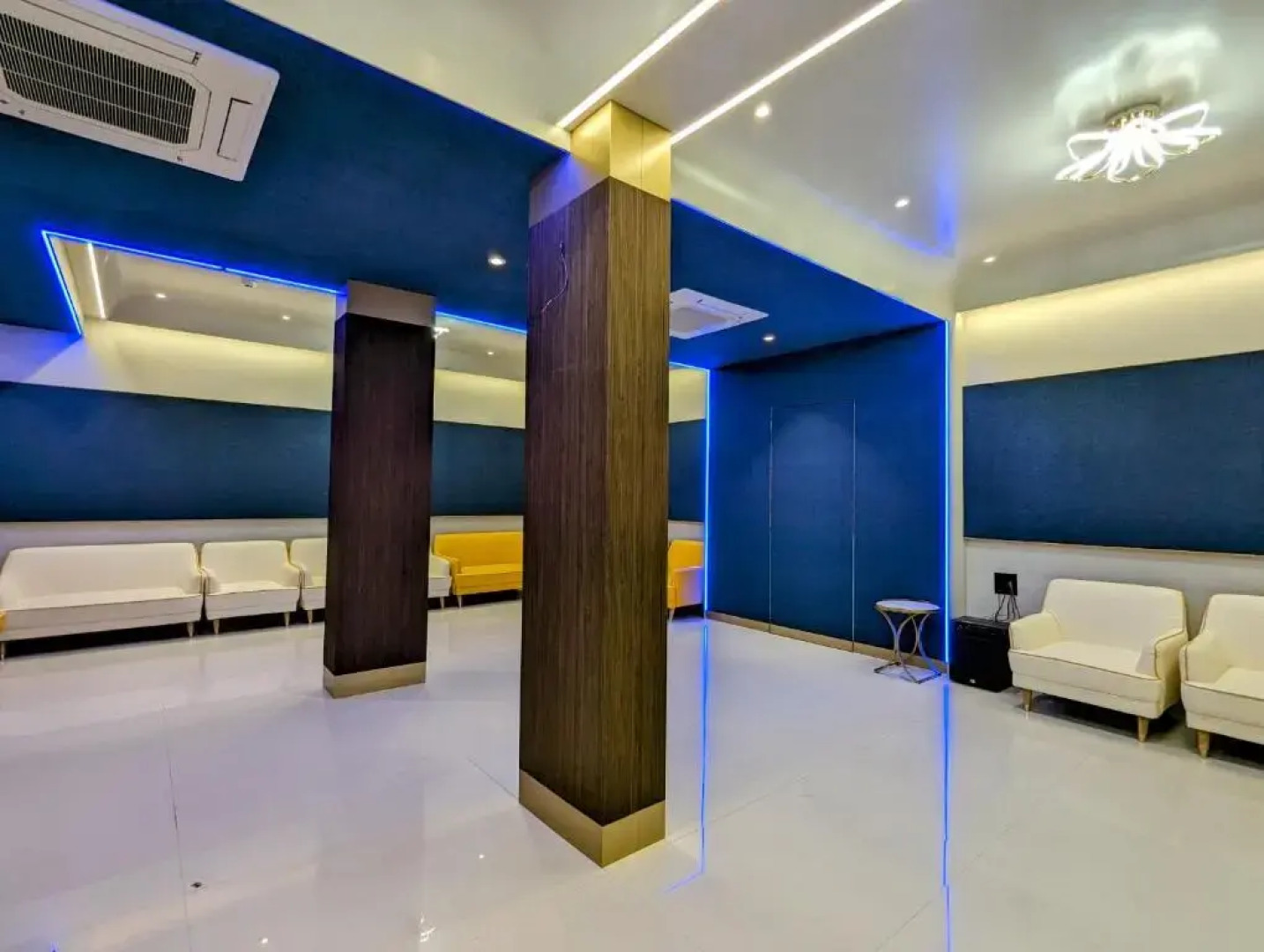 Hotel Red Chillee Restro