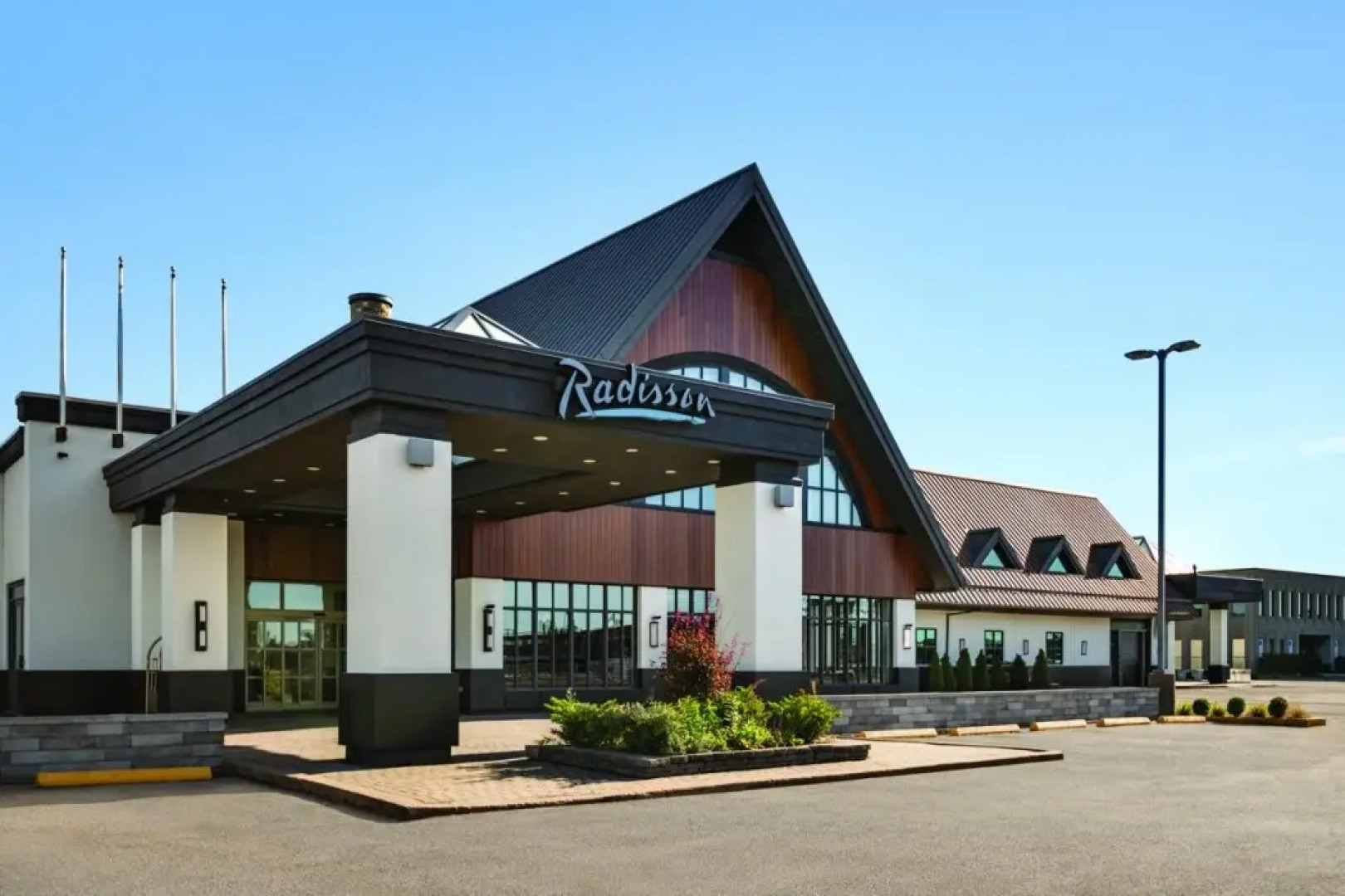 Radisson Hotel Montreal Airport