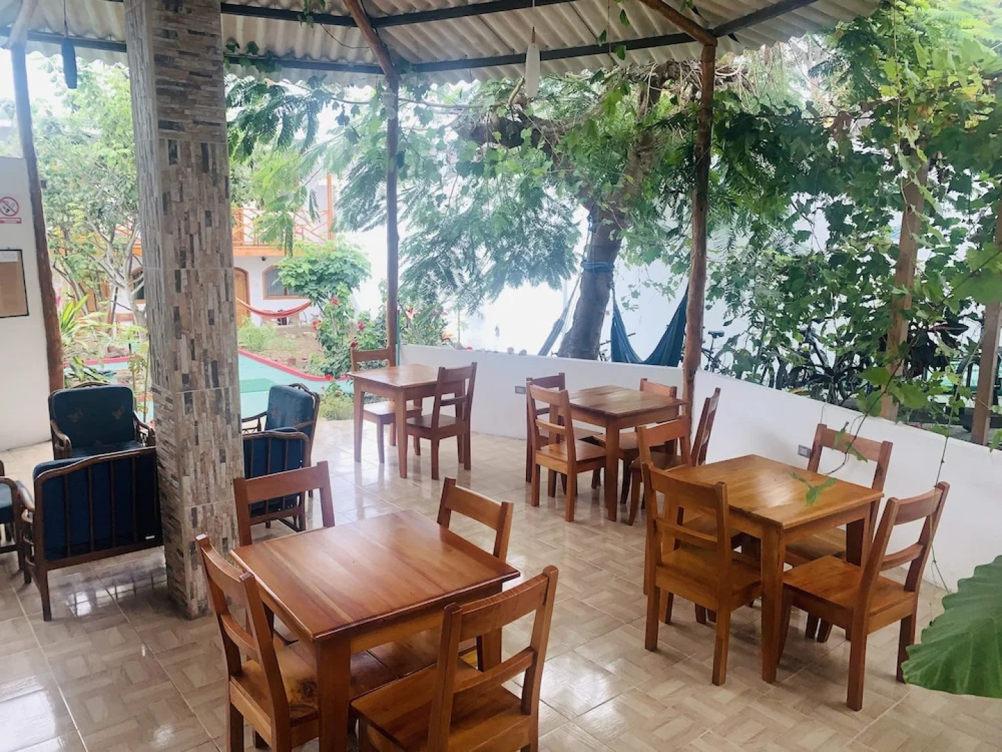 White House Galapagos