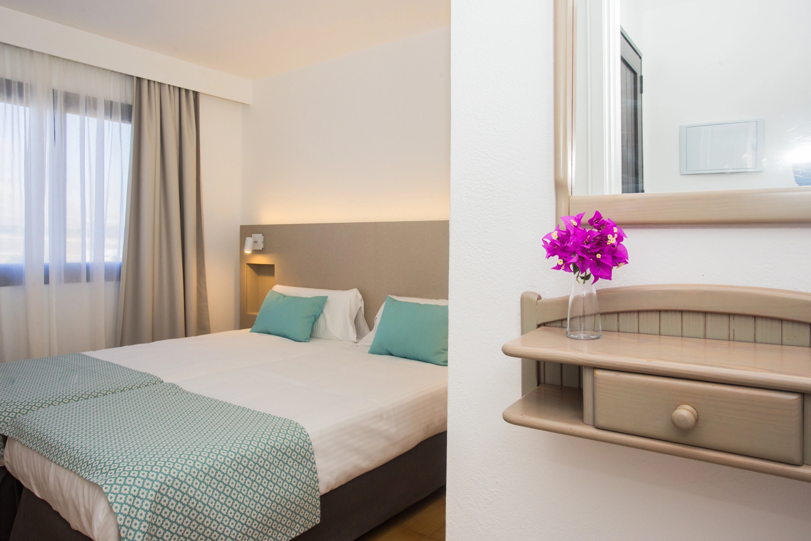 Apartamentos Los Tulipanes