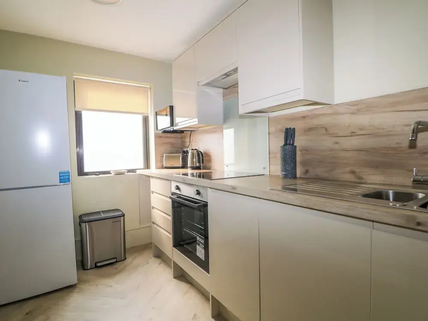 Flat 32 - Marine Court