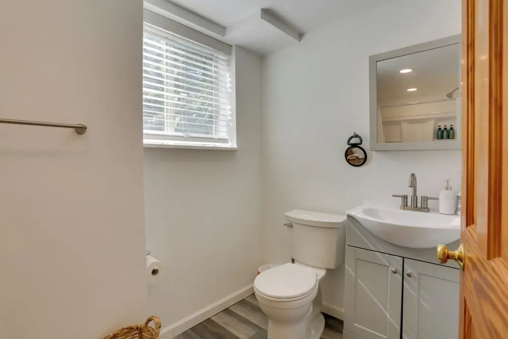 Woodstock Getaway w/ Hot Tub ~ 2 Mi to Dtwn!