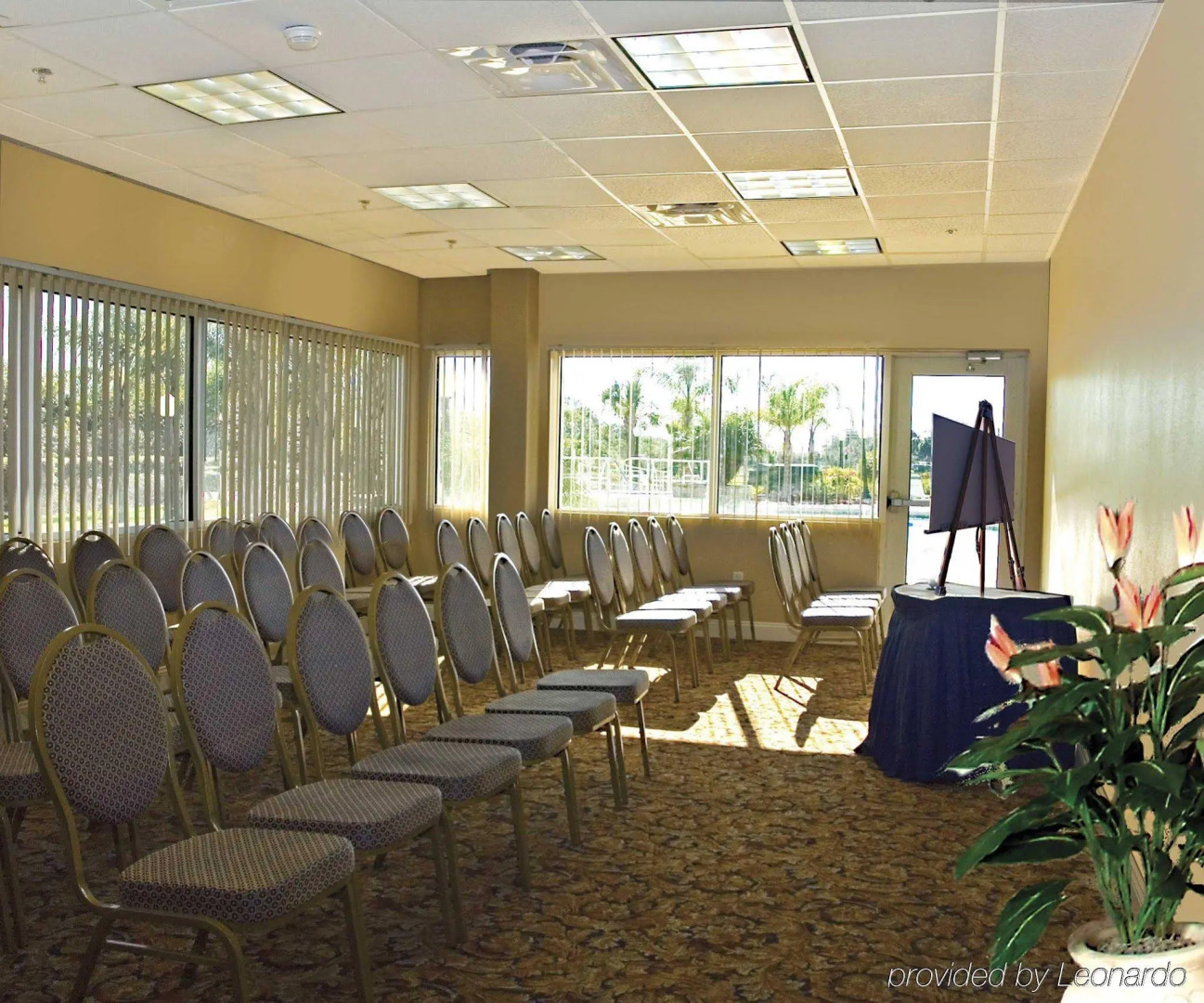 Holiday Inn Express & Suites Cocoa by IHG