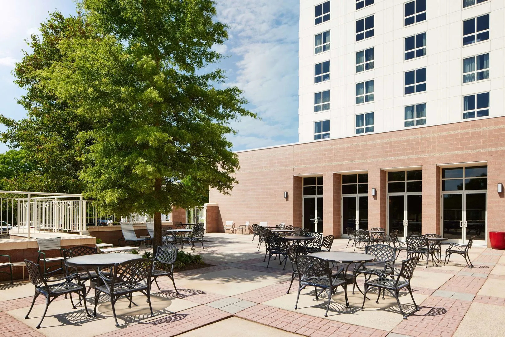 Hilton Charlotte Airport