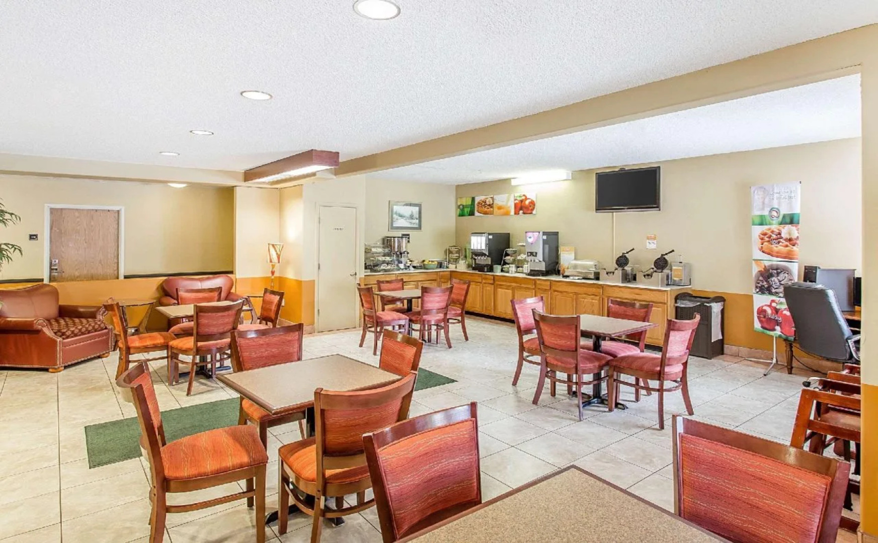 Spark by Hilton Lakewood Denver Southwest