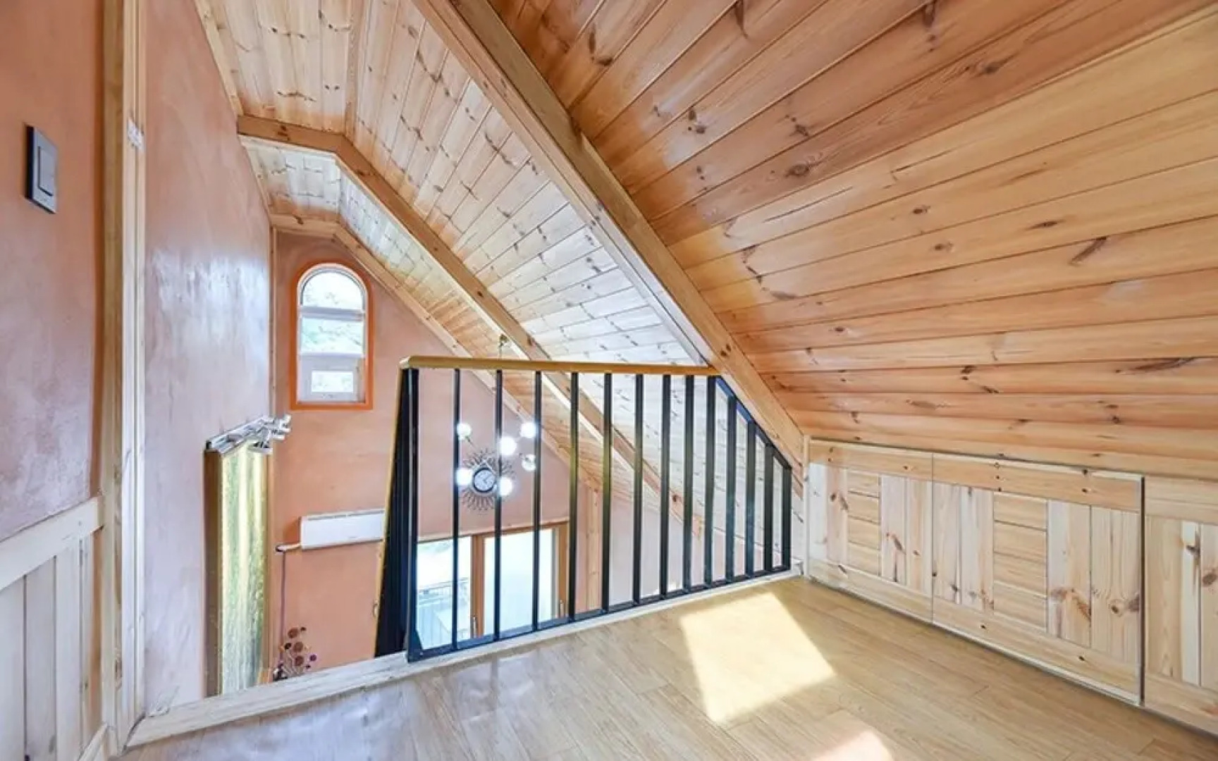 Gwangyang Banwolsanjang Pension