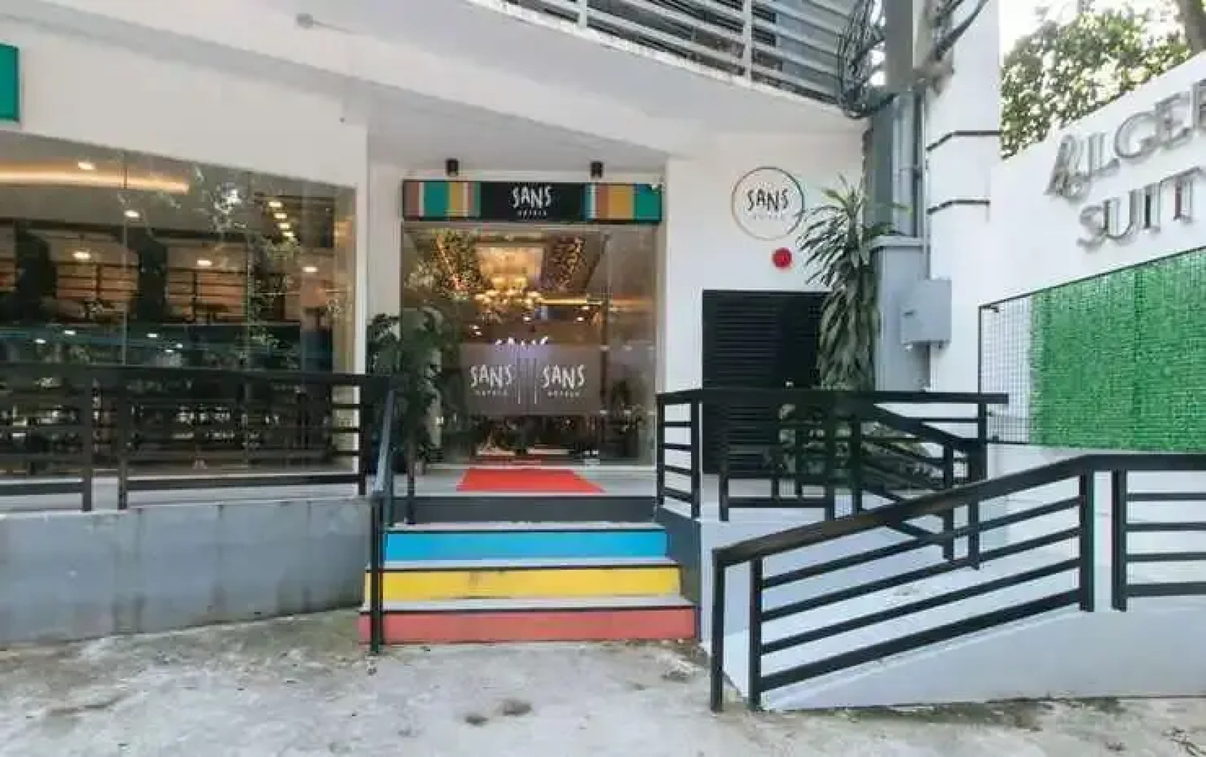 Sans Hotel at Algers Suites Marikina by RedDoorz