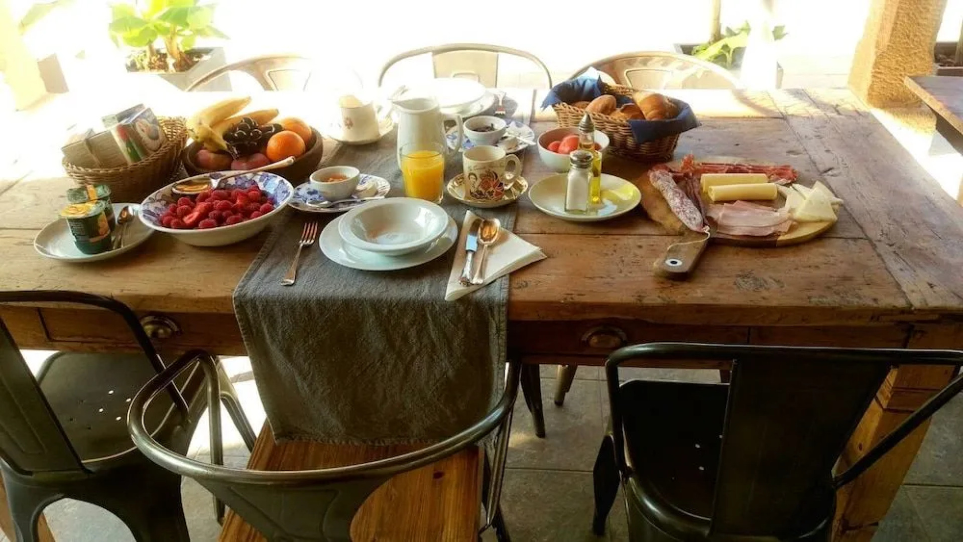 Lamusana - Adults Only