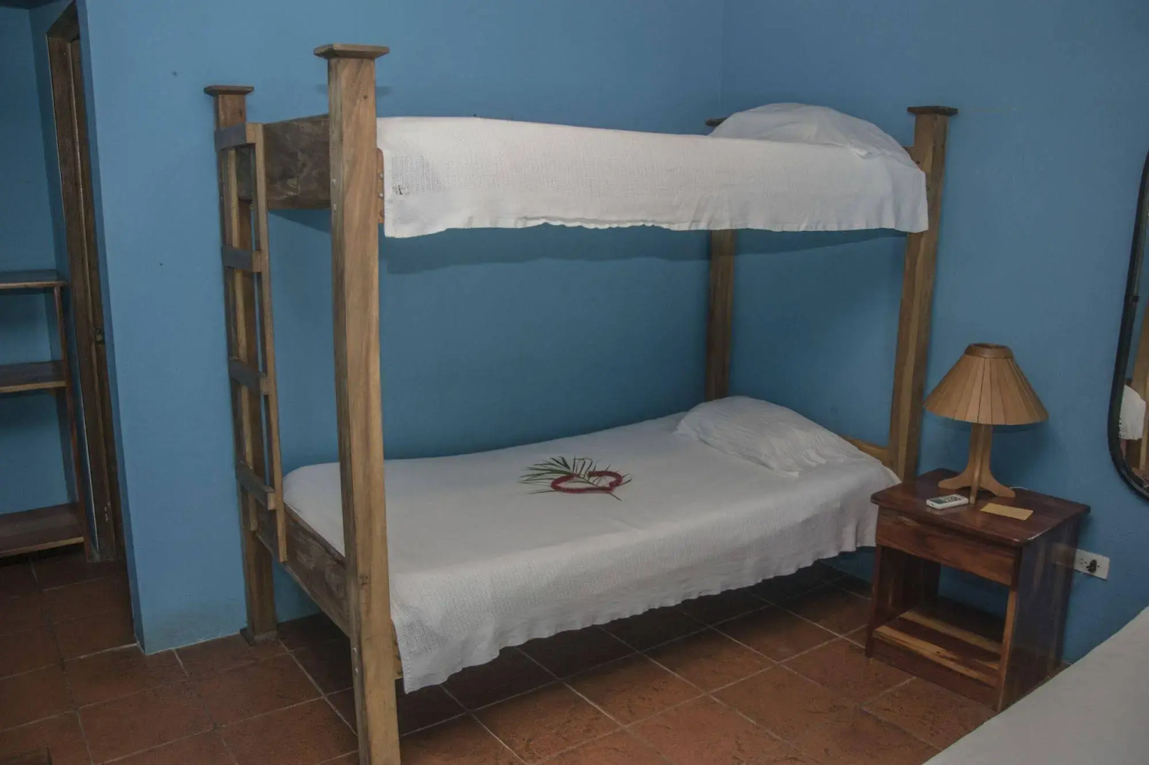 Pelican Beachfront Hotel