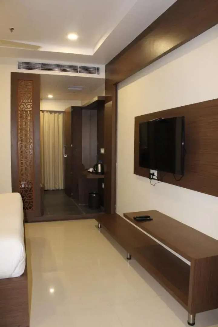 Hotel Grand Gayathri