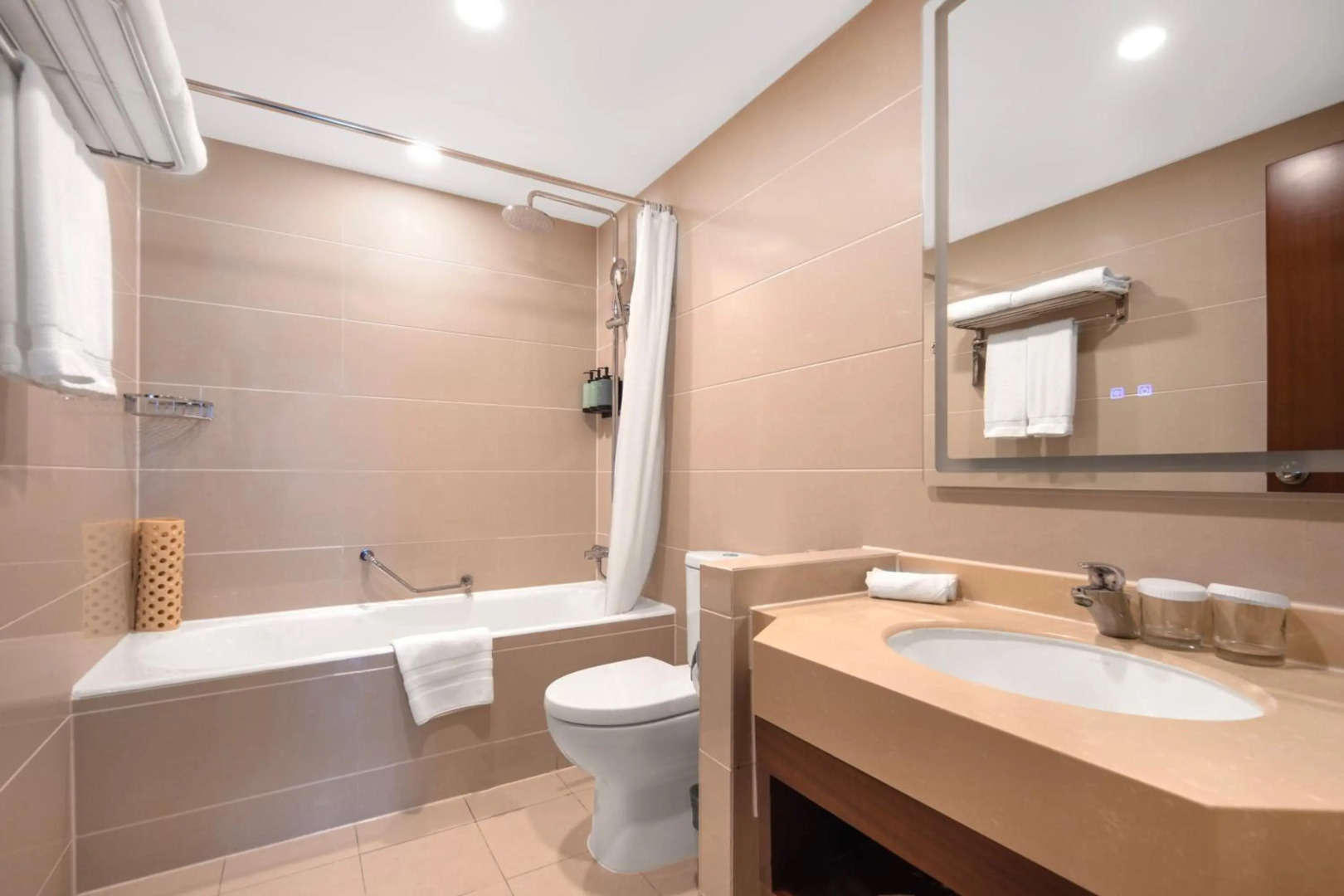 Novotel Shanghai Atlantis