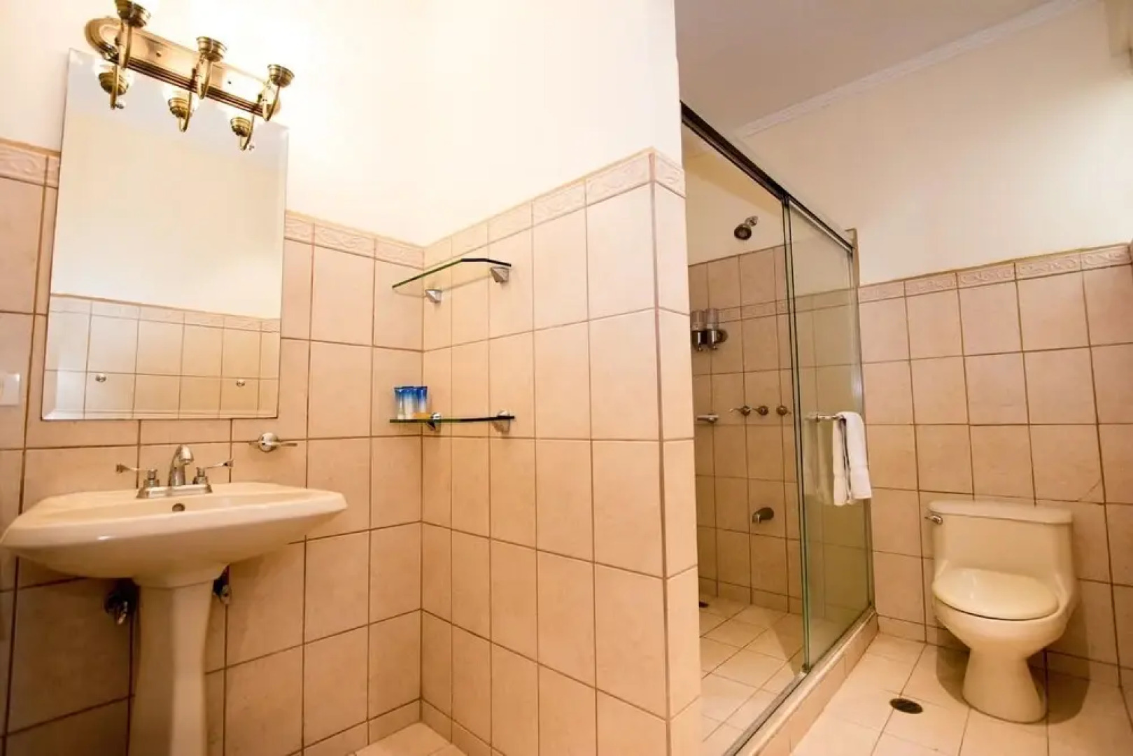 Luxury 3 bedroom condo with ocean view and private balcony