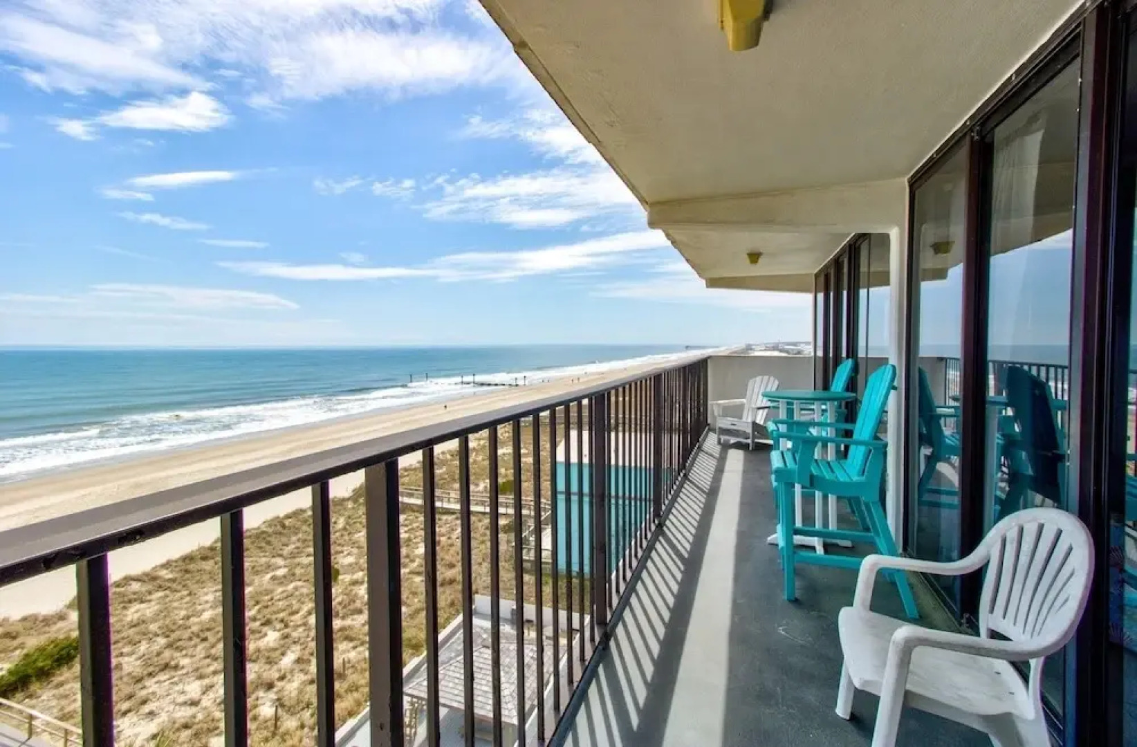 0714 Wavy Daze by Atlantic Towers