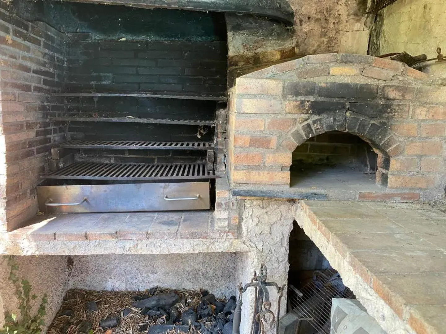 Private & comfortable stone villa with pool