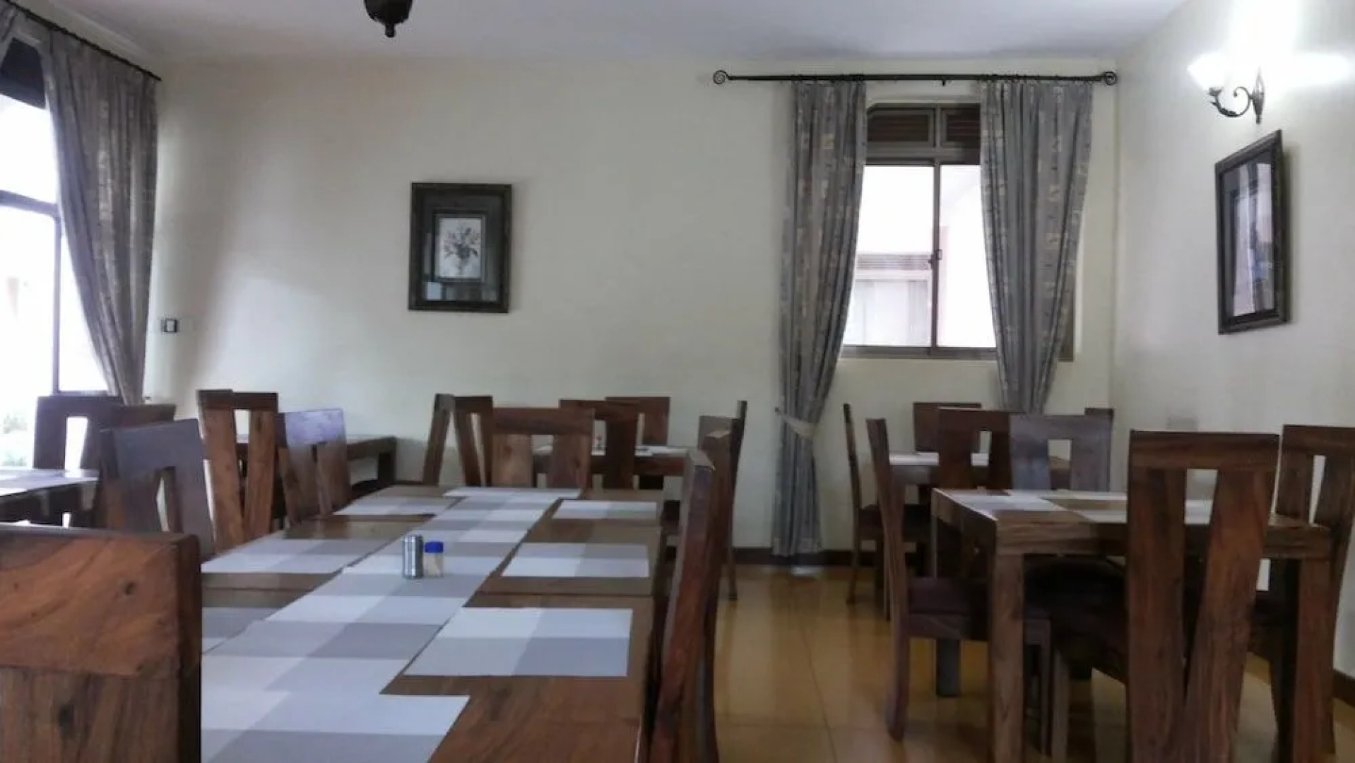 Lillian Towers Hotel