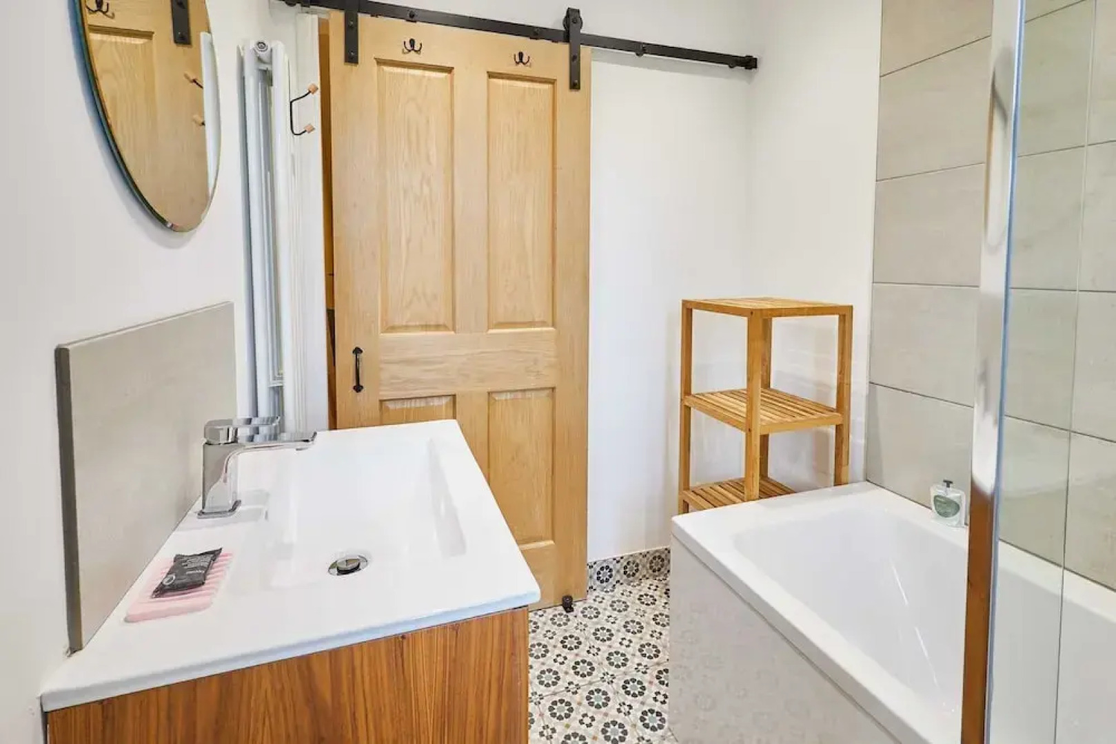 Host Stay Cheviot Street