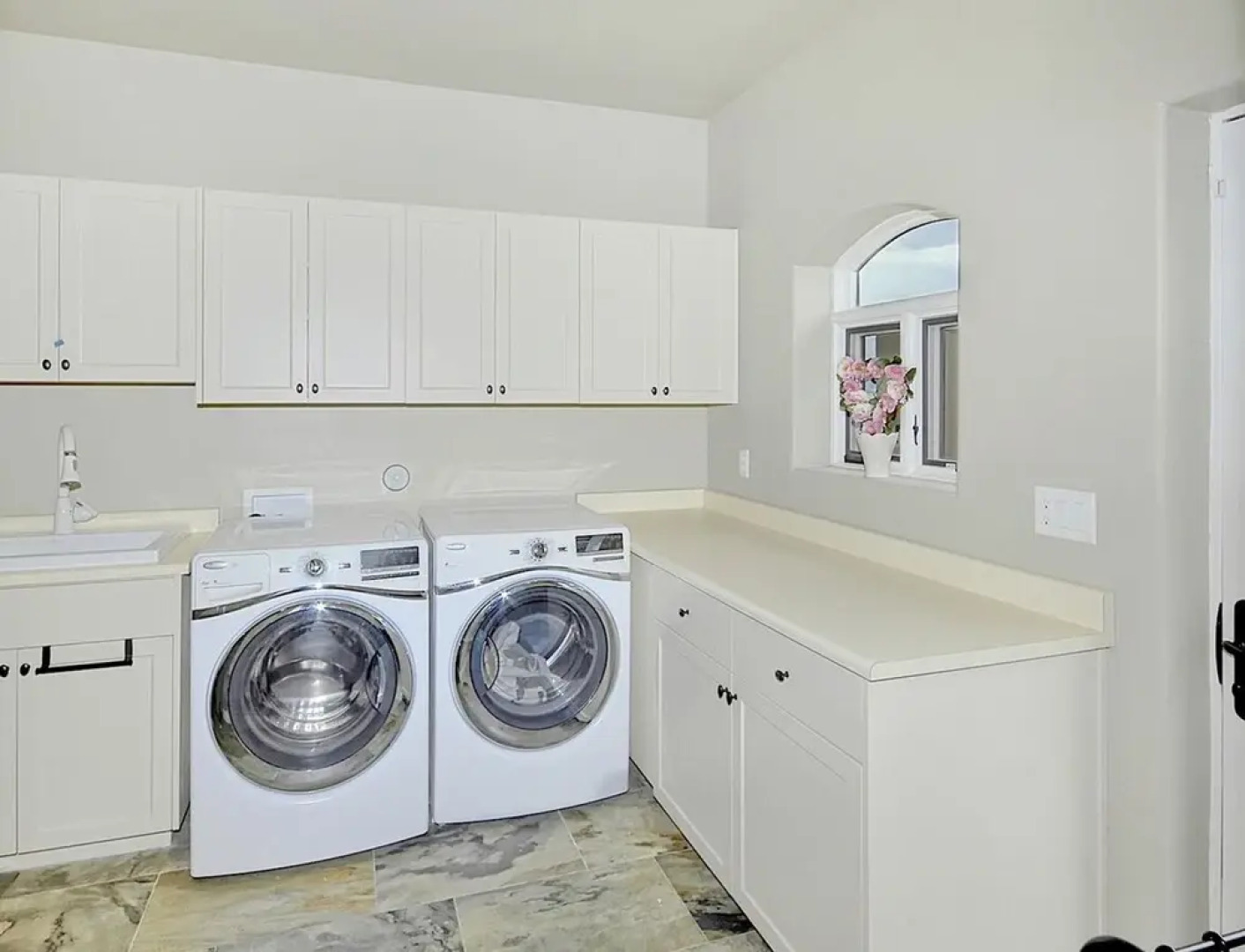 Sorelle Vineyard 5BR by Casago