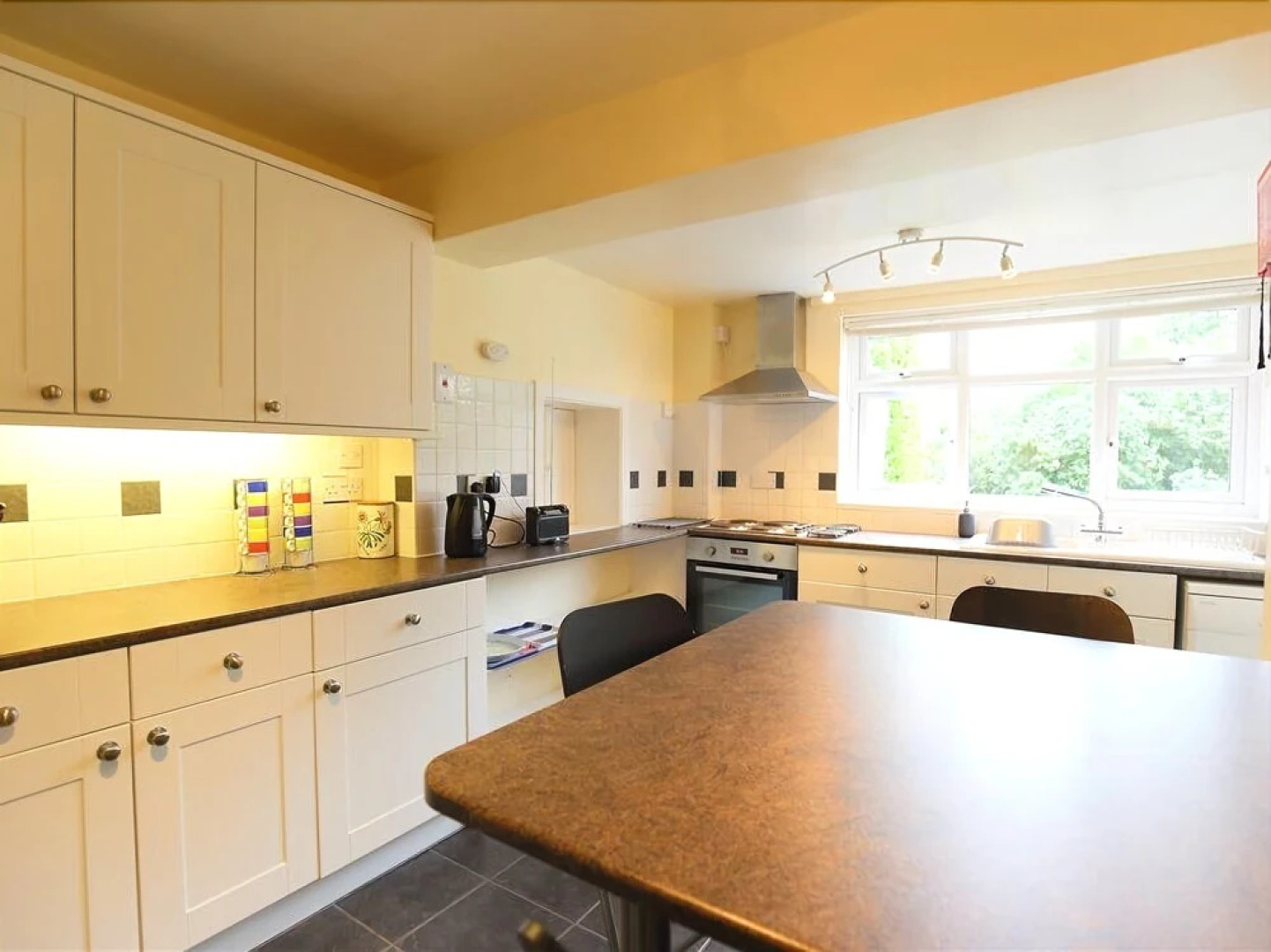 Byways, FORDINGBRIDGE