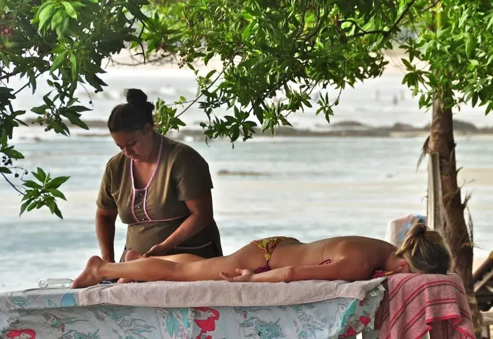 Tropical Sands Dominical Eco Inn