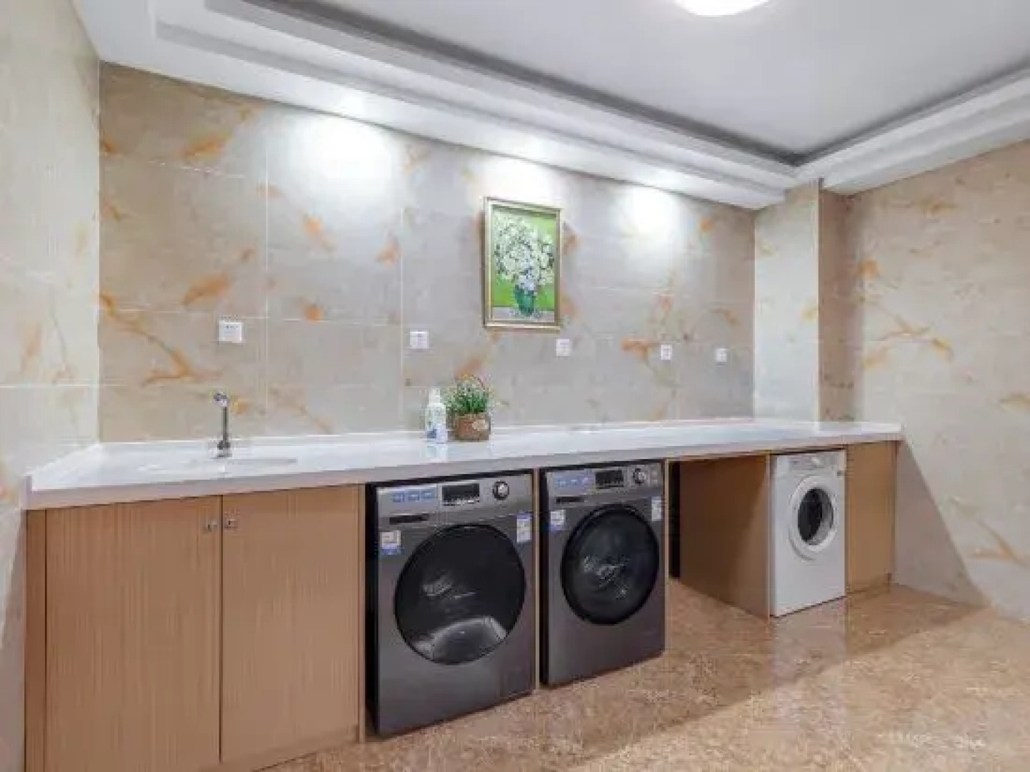 Zhengzhou Donghu Hotel