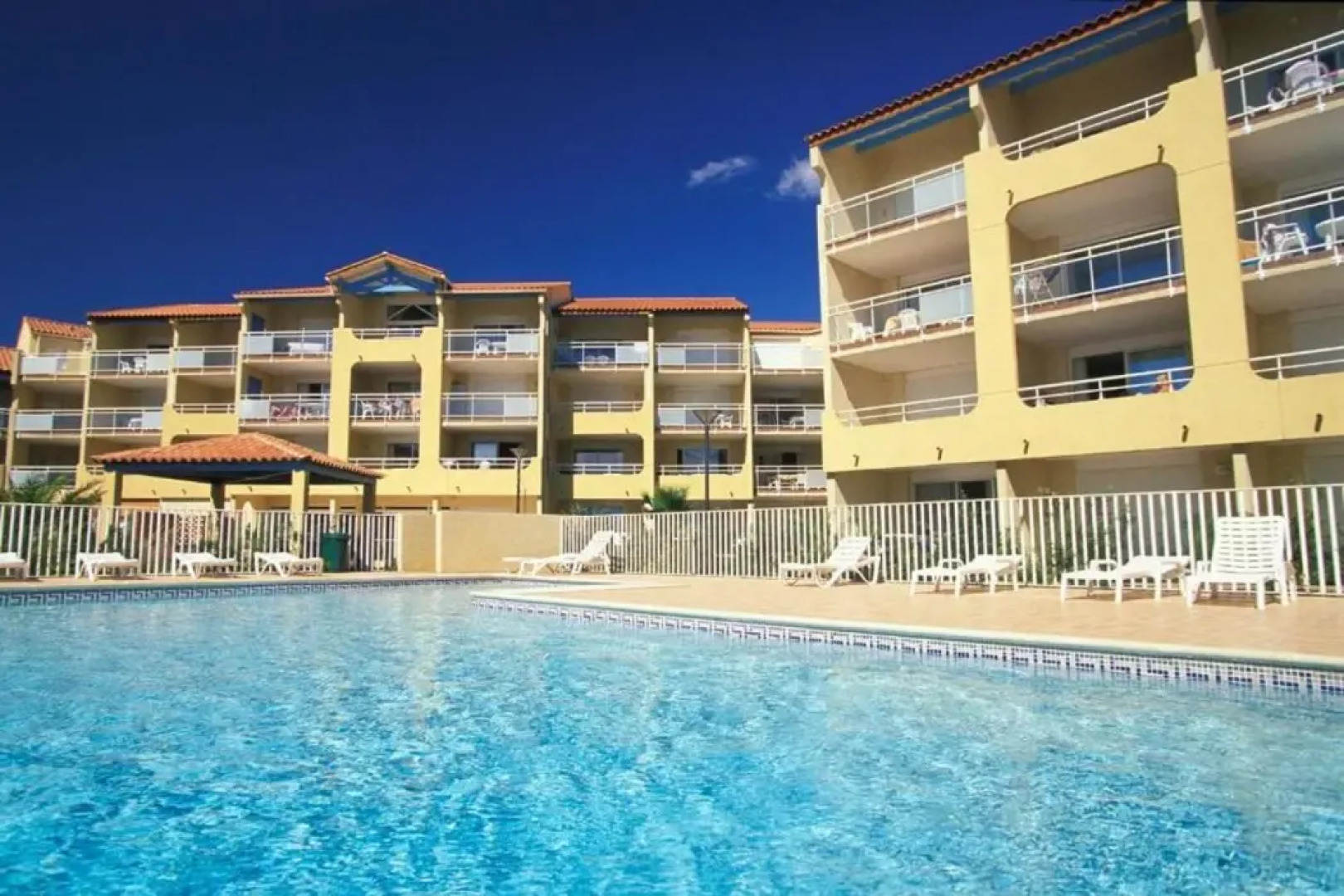 Vacancéole - Résidence Alizea Beach