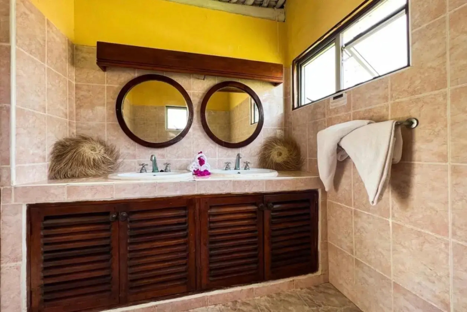 Barracuda Inn Resort