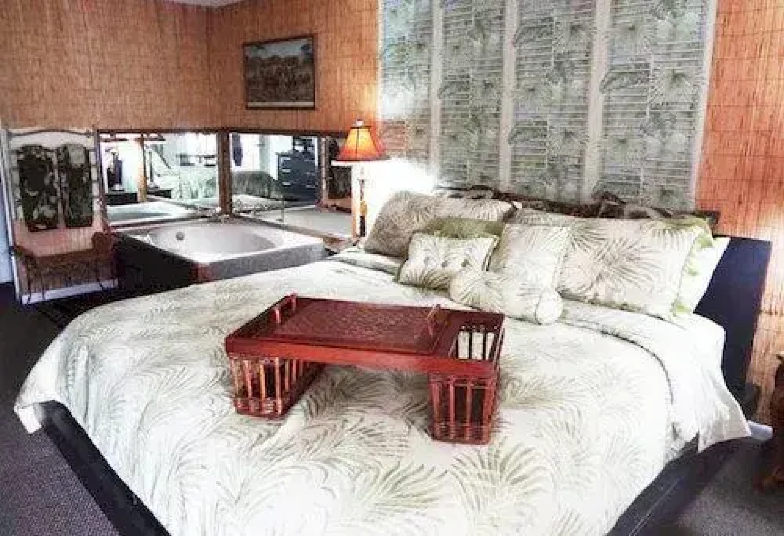 TradeWinds Lodging Bed and Breakfast