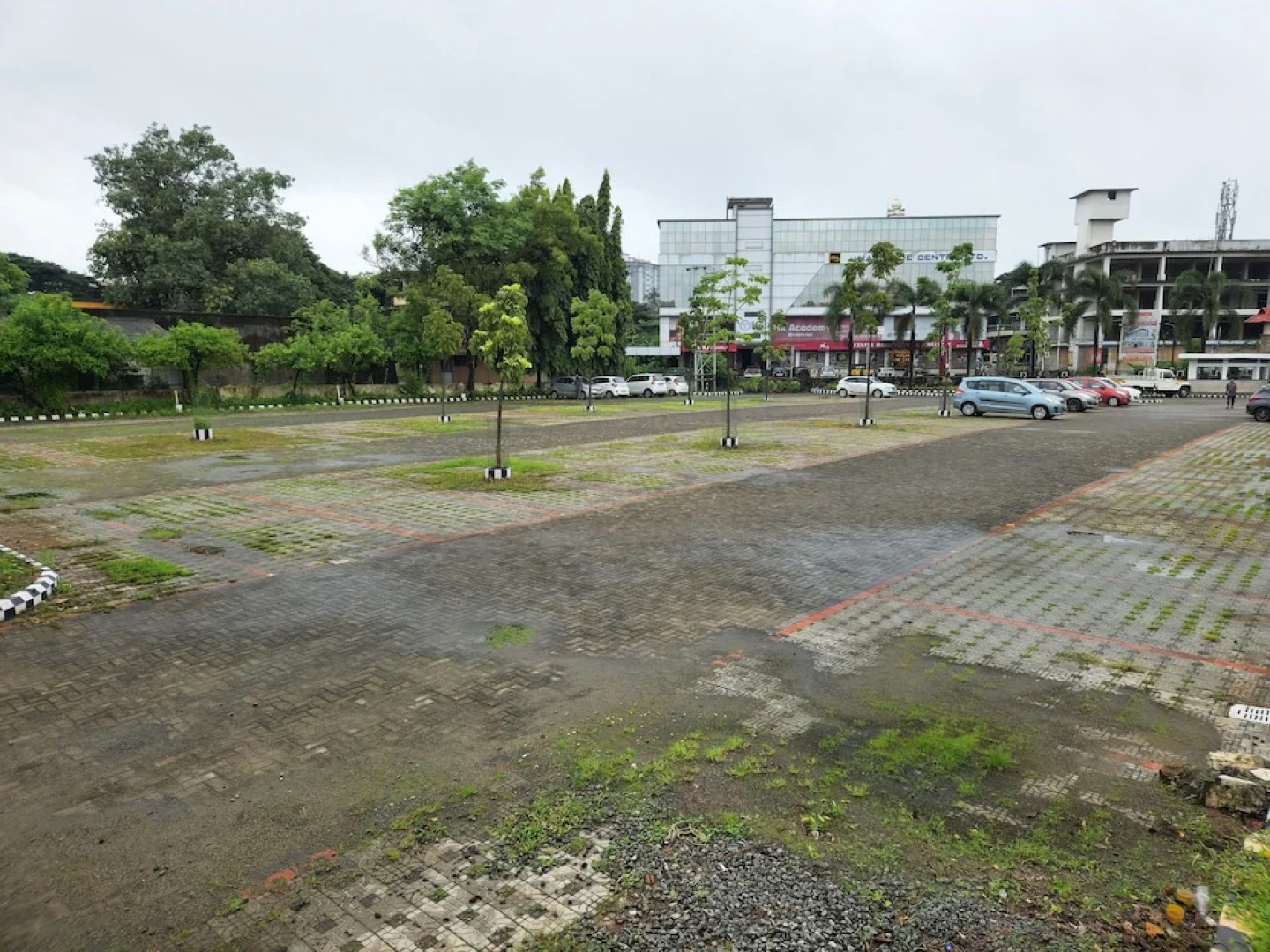 Hotel Merlin International