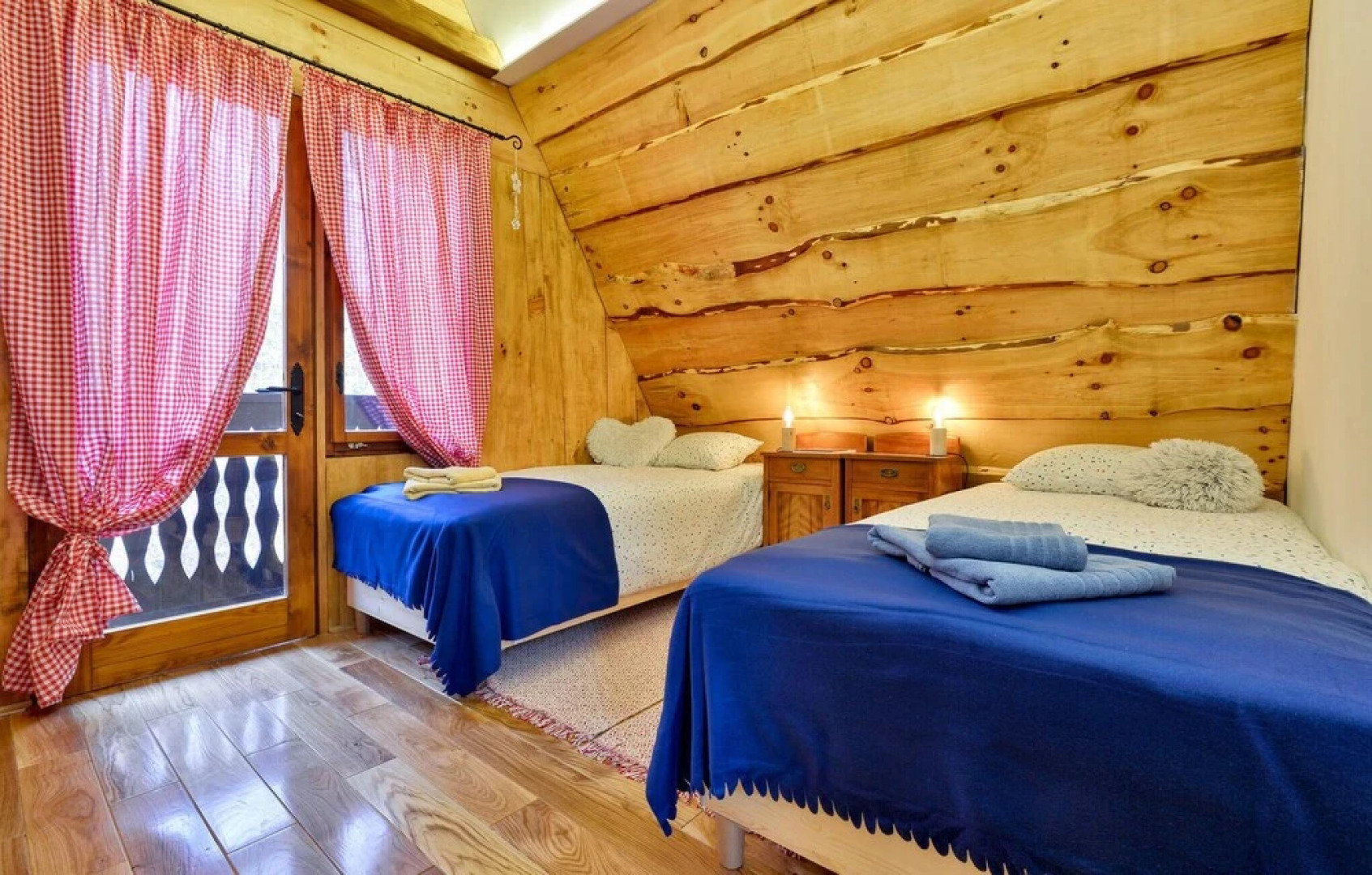 Awesome Home in Stubicke Toplice With 2 Bedrooms, Wifi and Outdoor Swimming Pool