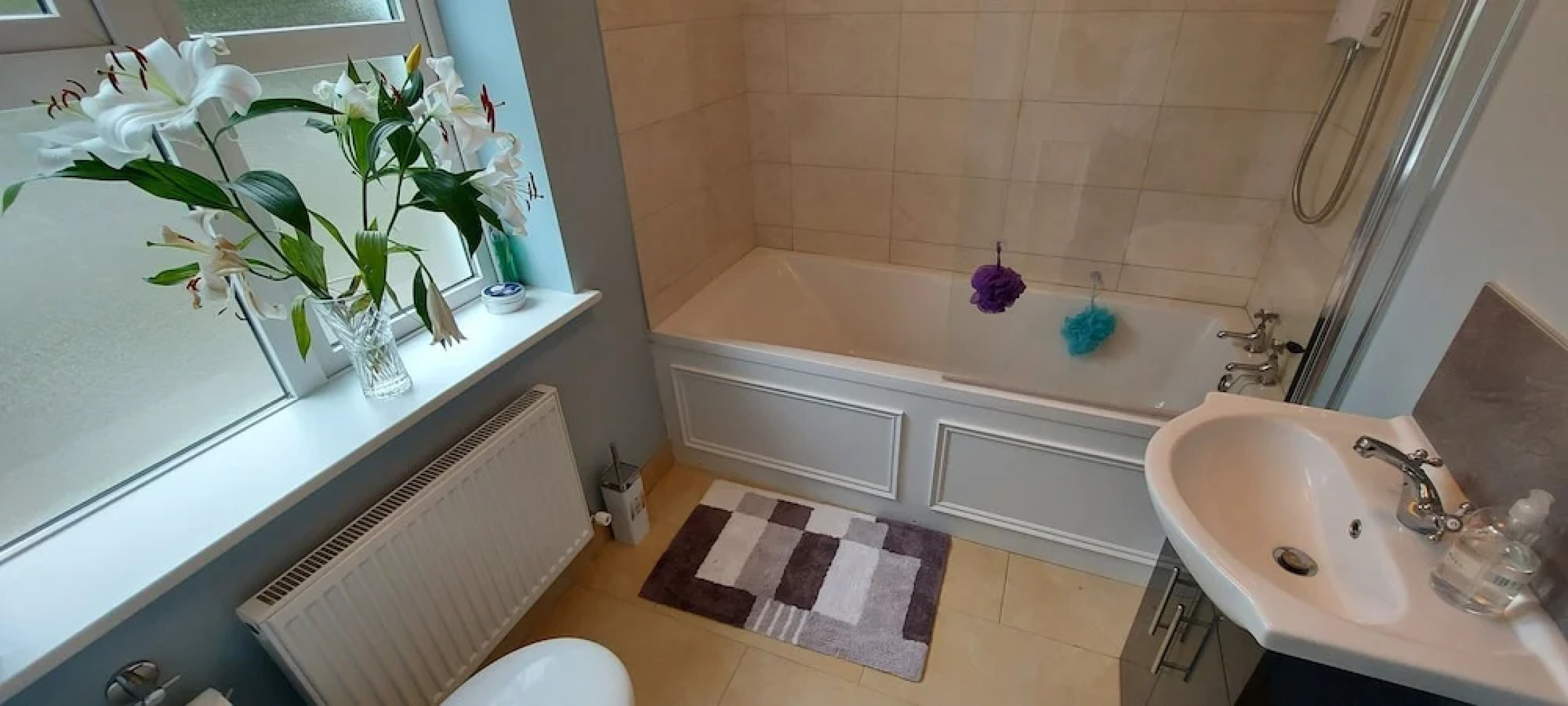 Bantry - House - Sleeps 6 - Sea Views - Parking