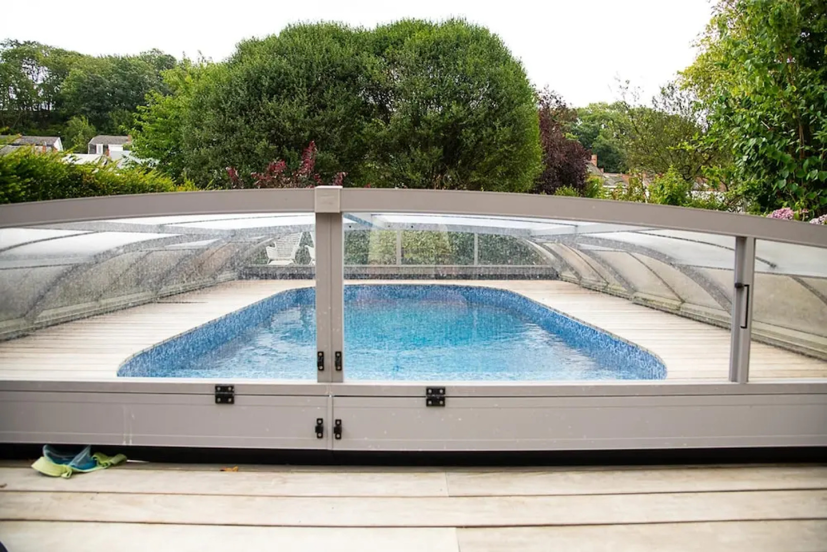 Studio in Jambes, Namur, With Pool Access, Enclosed Garden and Wifi