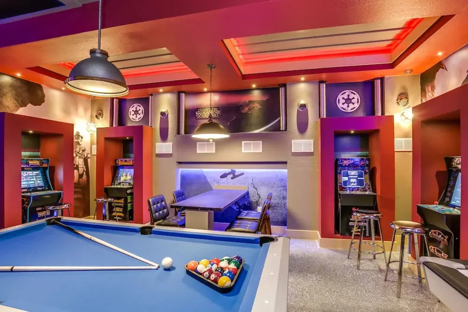 Stunning Villa w/ No Rear Neighbors! Near Disney