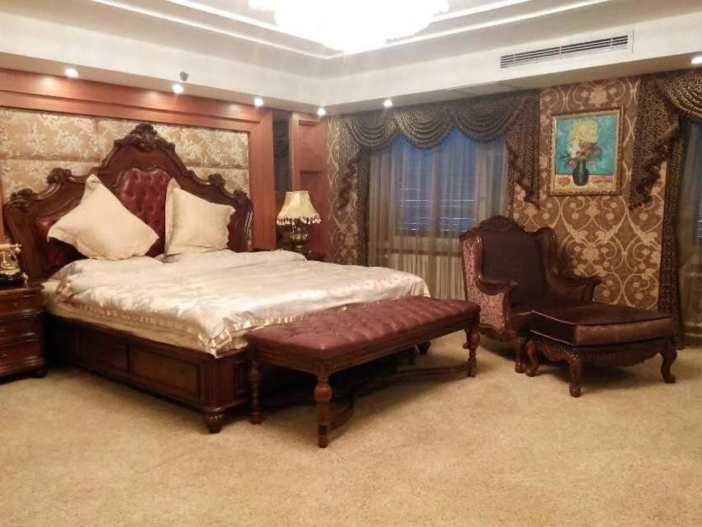 Zhongchang Building (Changchun Railway Station)