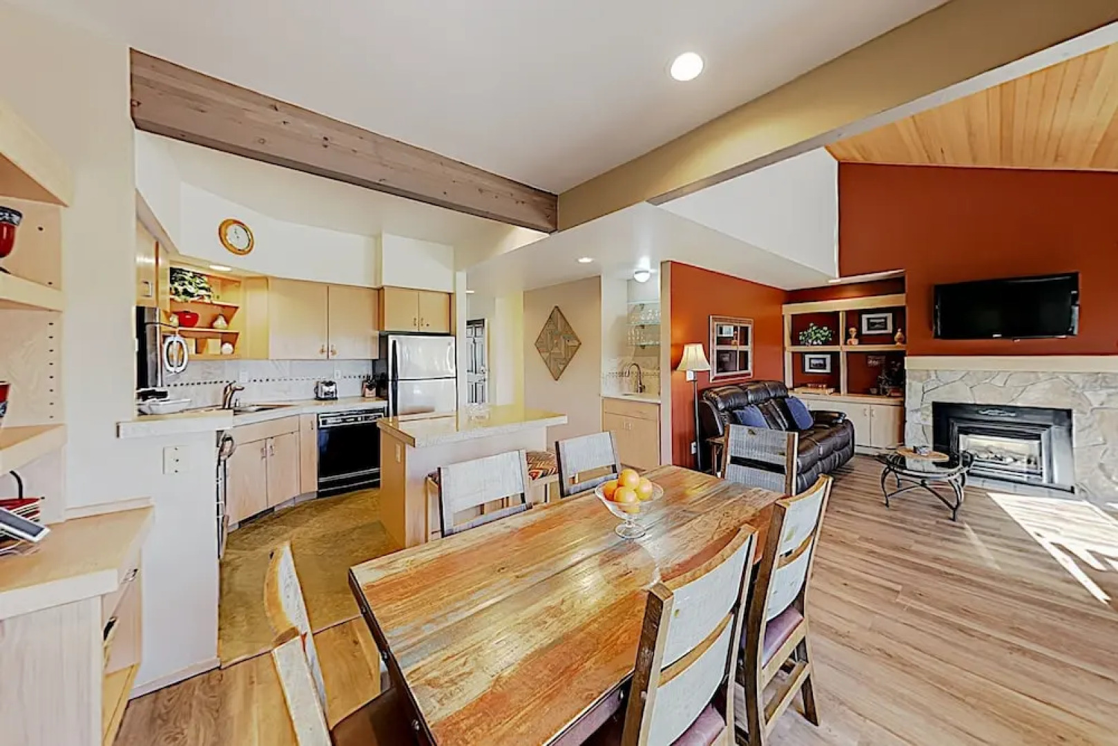 Refined 3BR Golf Resort Condo 3 Bedrooms 2 Bathrooms Condo