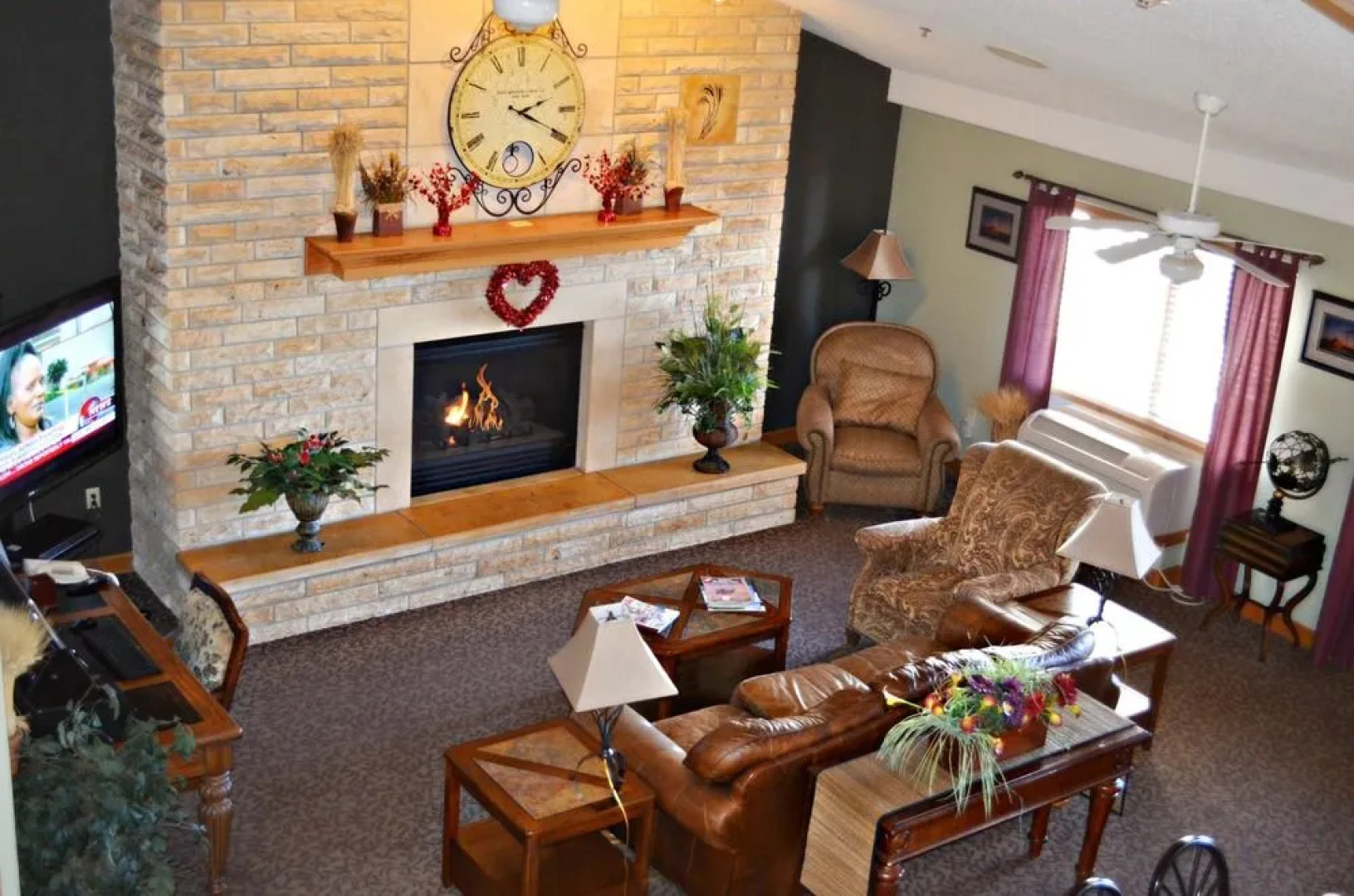 Fossil Creek Hotel And Suites