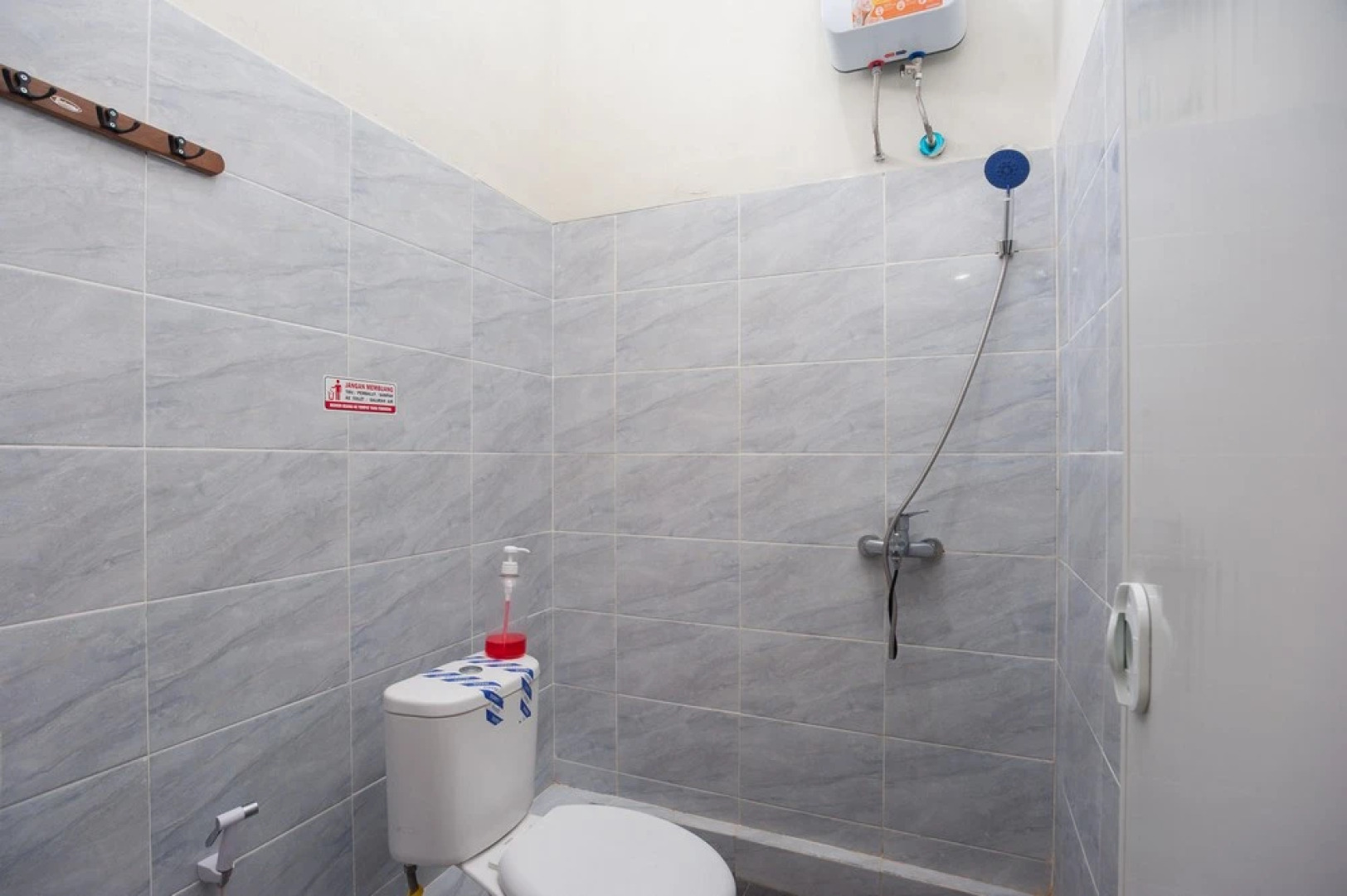 RedDoorz @ Jalan Urip Sumoharjo Lampung 2