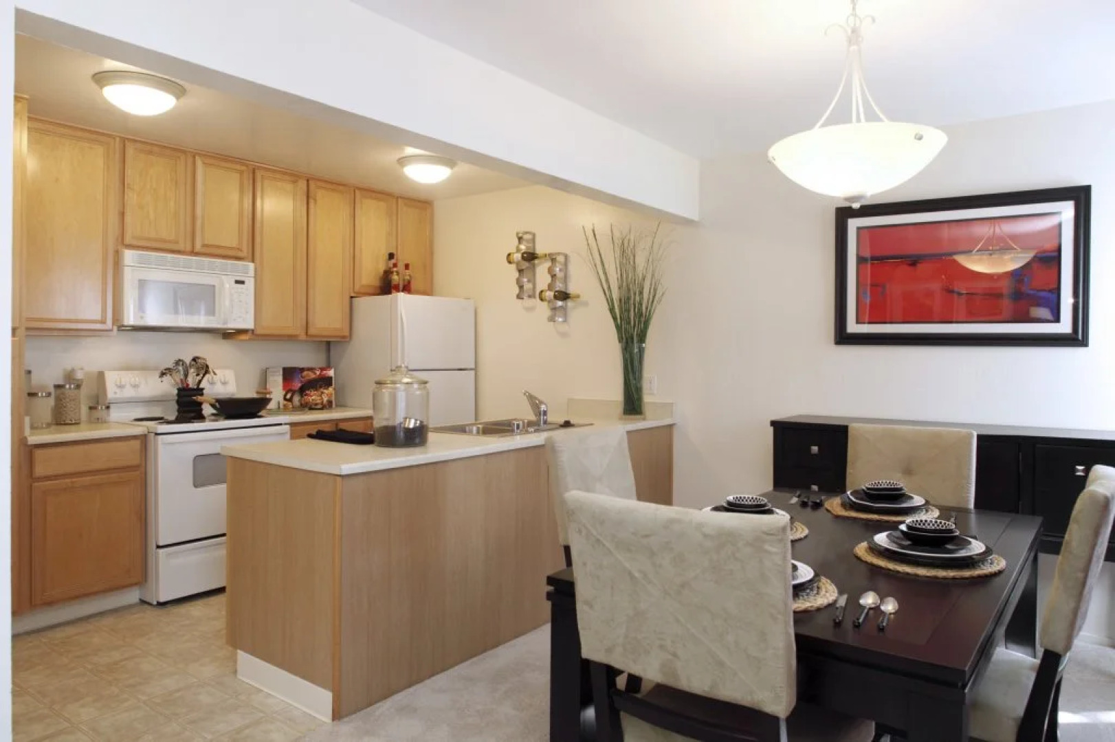 Oakwood At 350 Sharon Park Drive