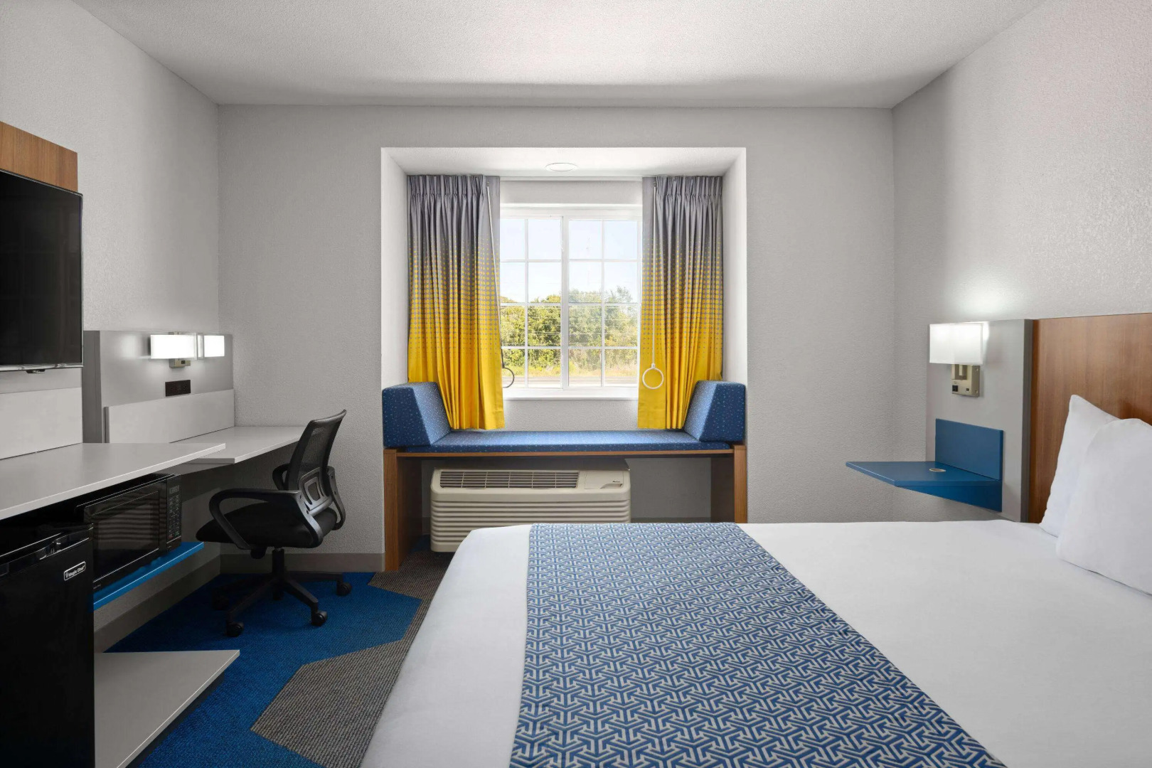 Microtel Inn & Suites by Wyndham Houma