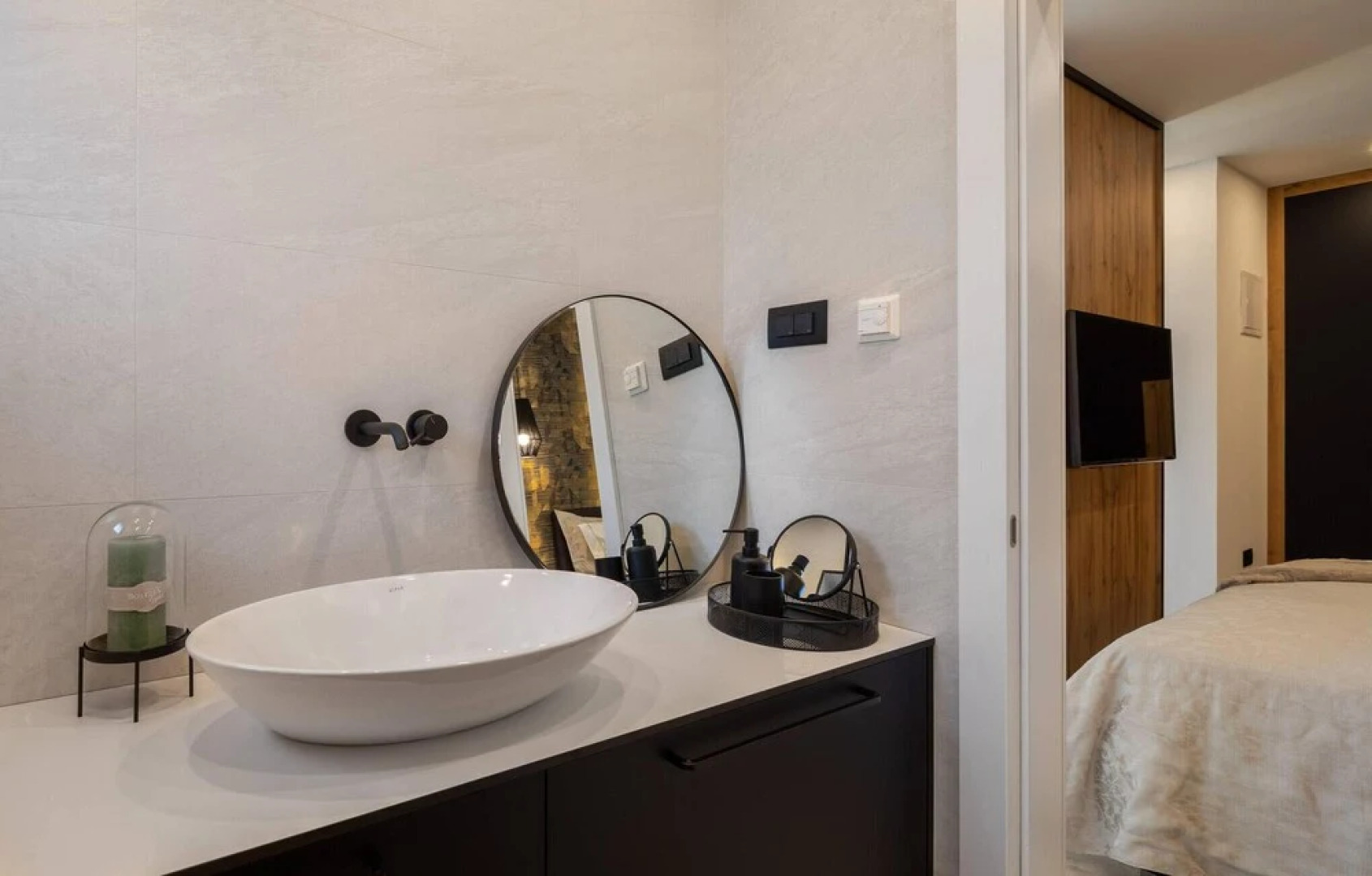 Awesome Home in Dubrava with Hot Tub, WiFi & Heated Swimming Pool