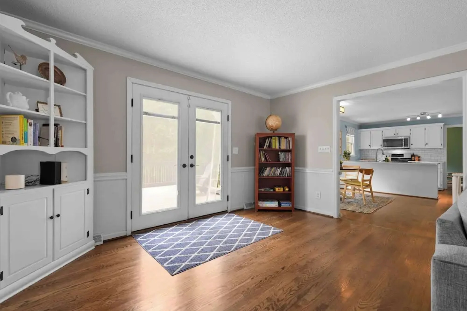 Southern Sunshine Retreat