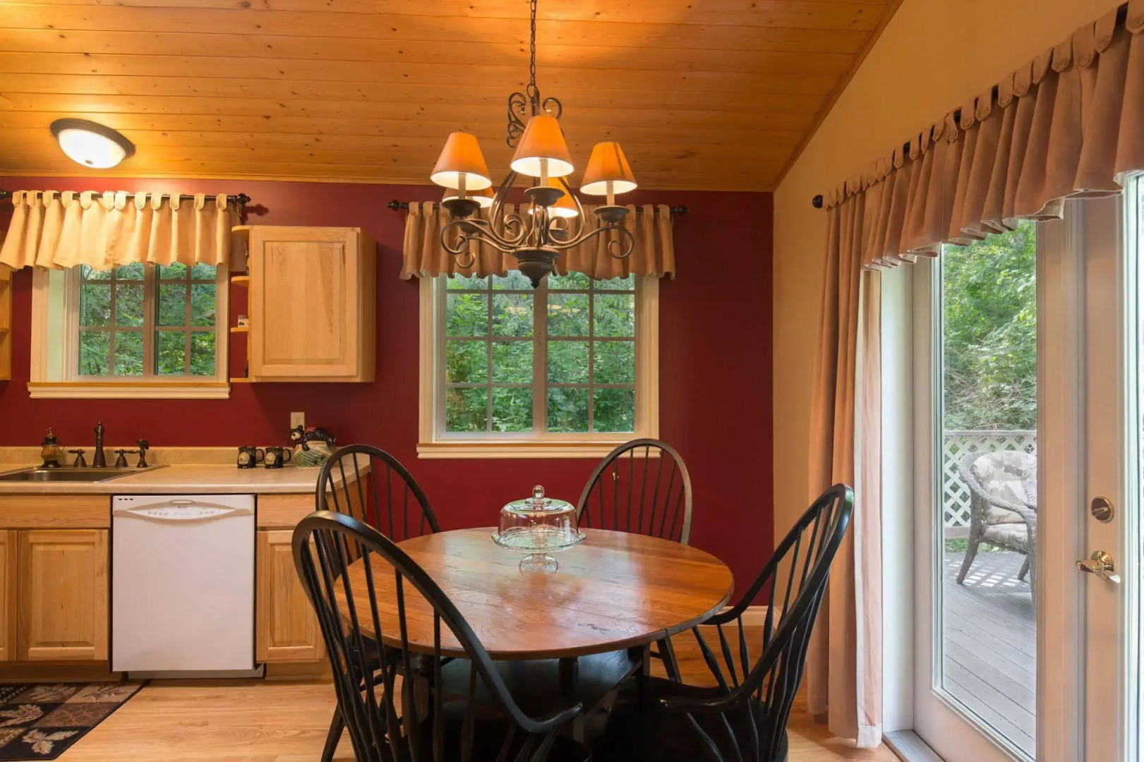 A Hidden Haven & Water Garden Cottages