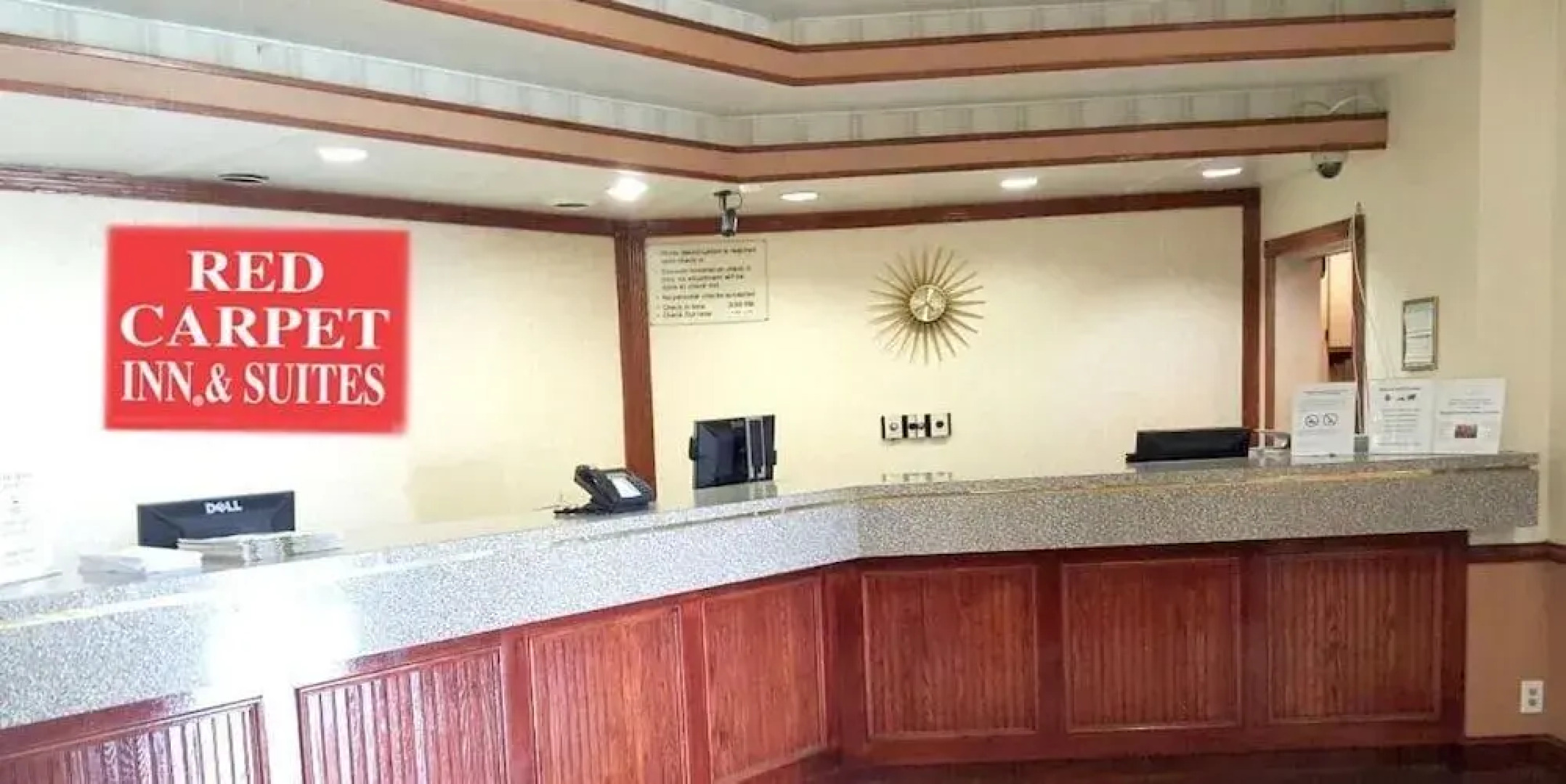 Red Carpet Inn & Suites