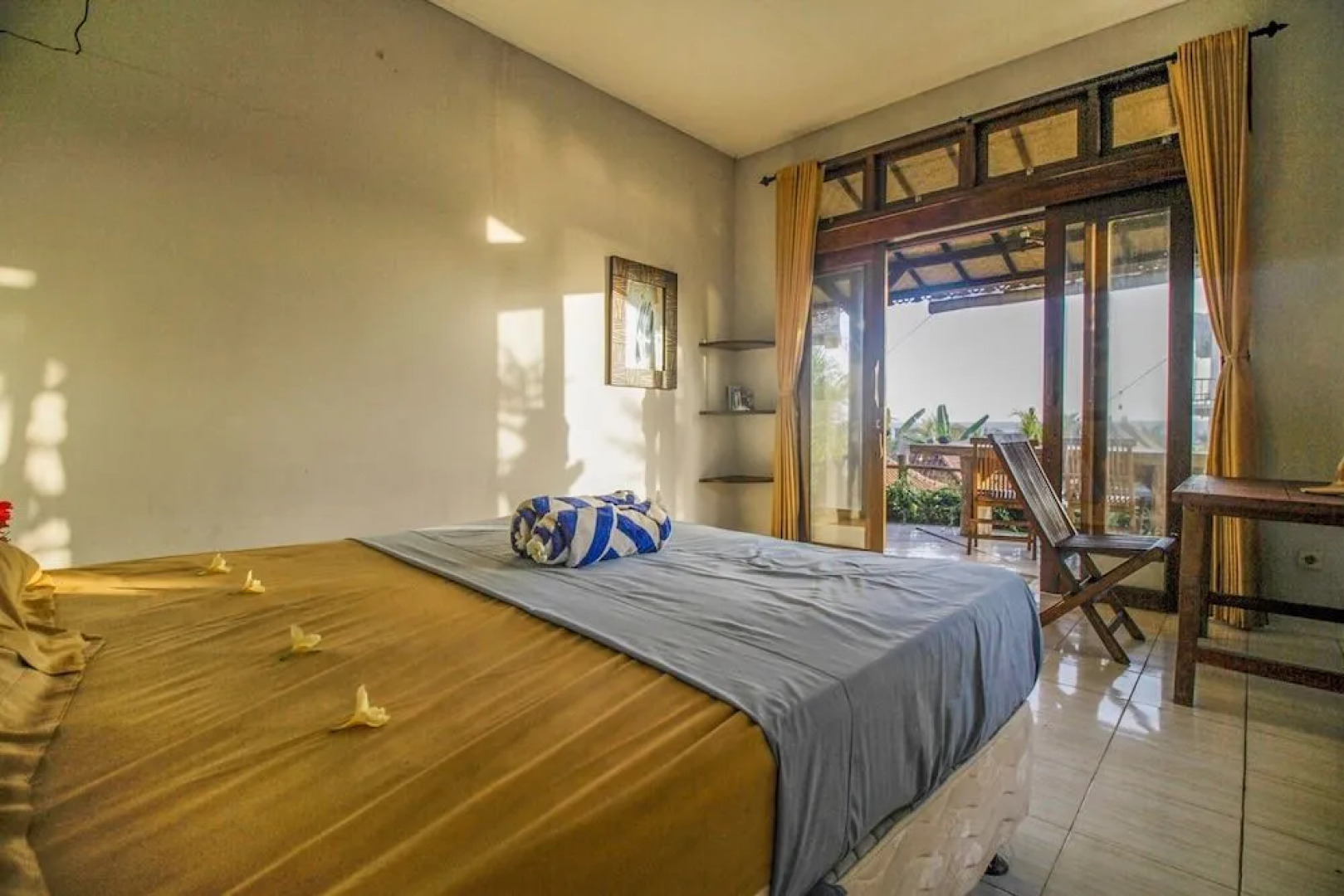 The Anara Surfing Camp