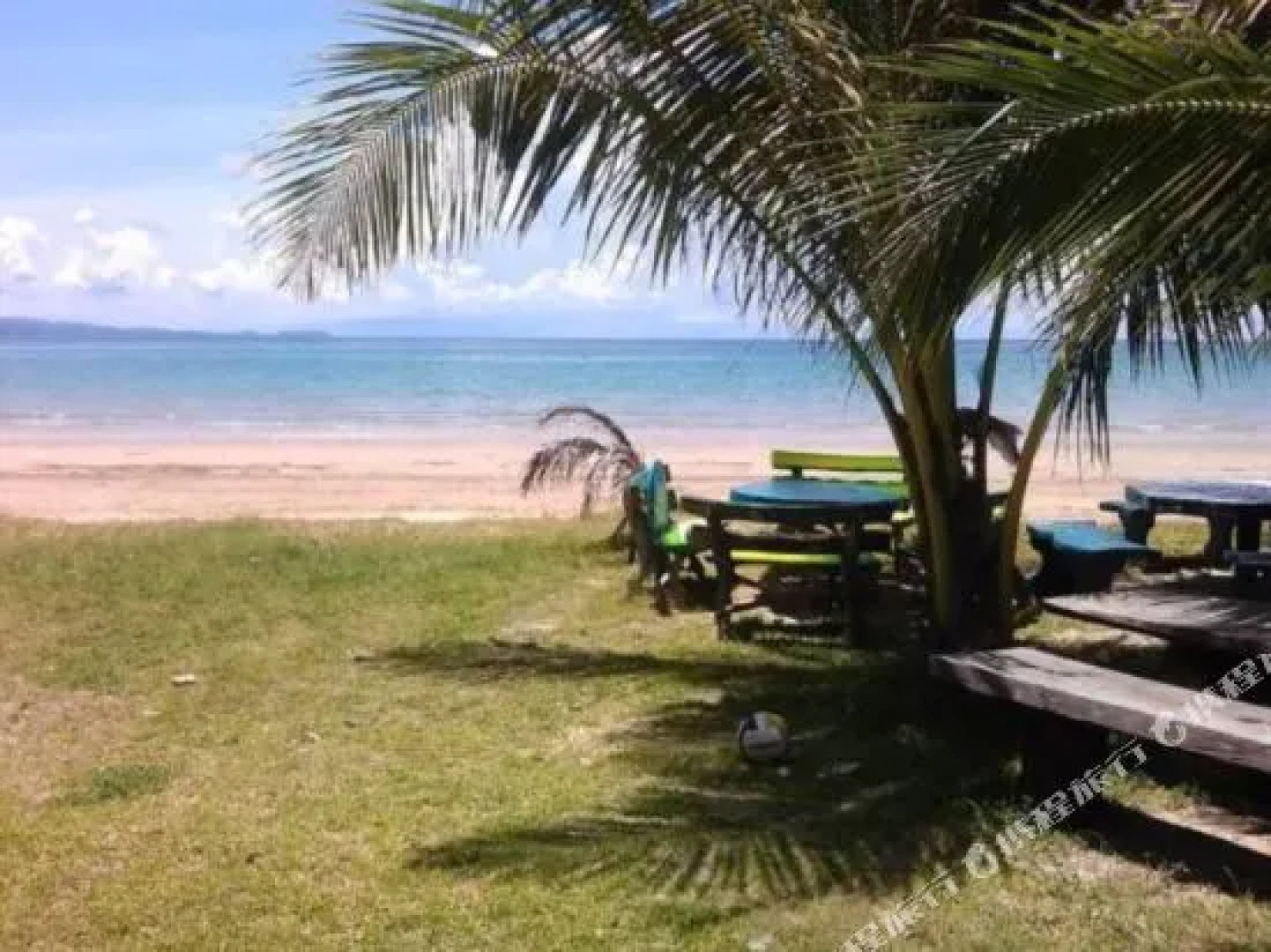 Baan Chai Lay Krua Tonhom