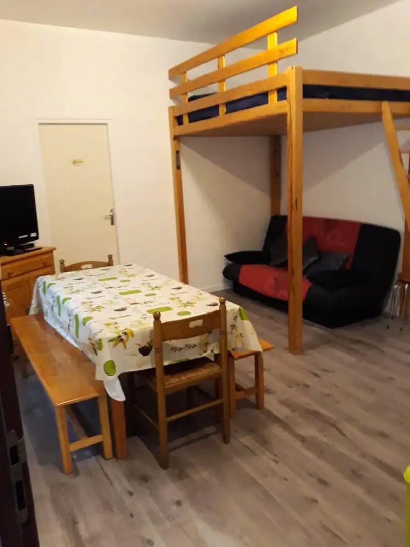 Apartment with One Bedroom in Cauterets, with Wonderful Mountain View, Balcony And Wifi