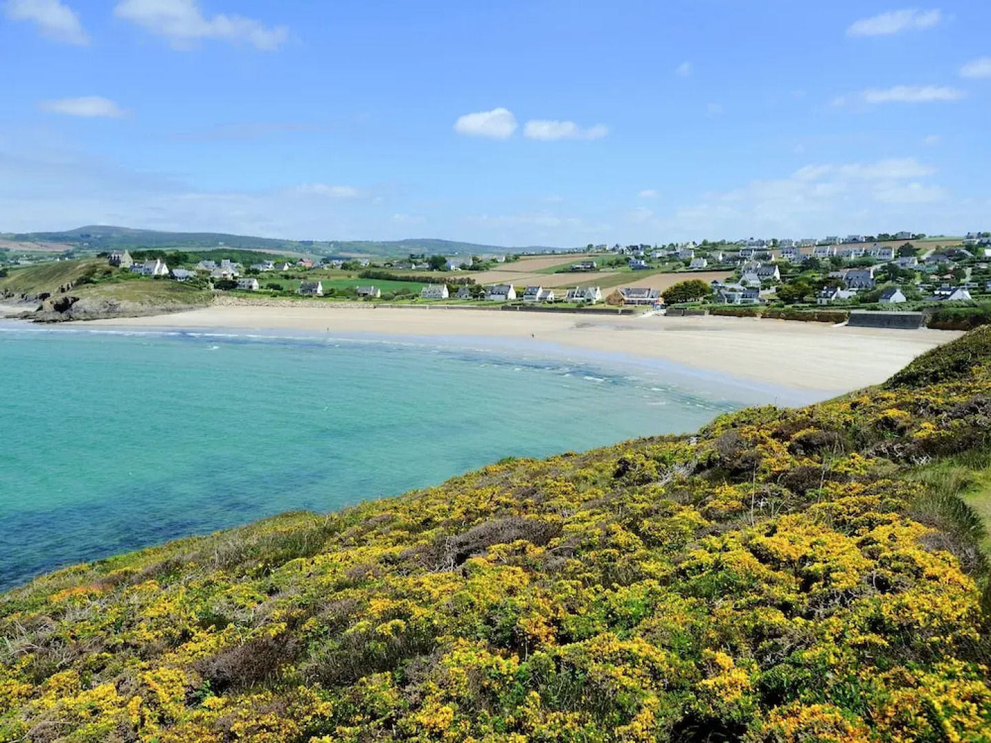 Classic Holiday Home in Saint Nic-Pentrez with Fenced Garden