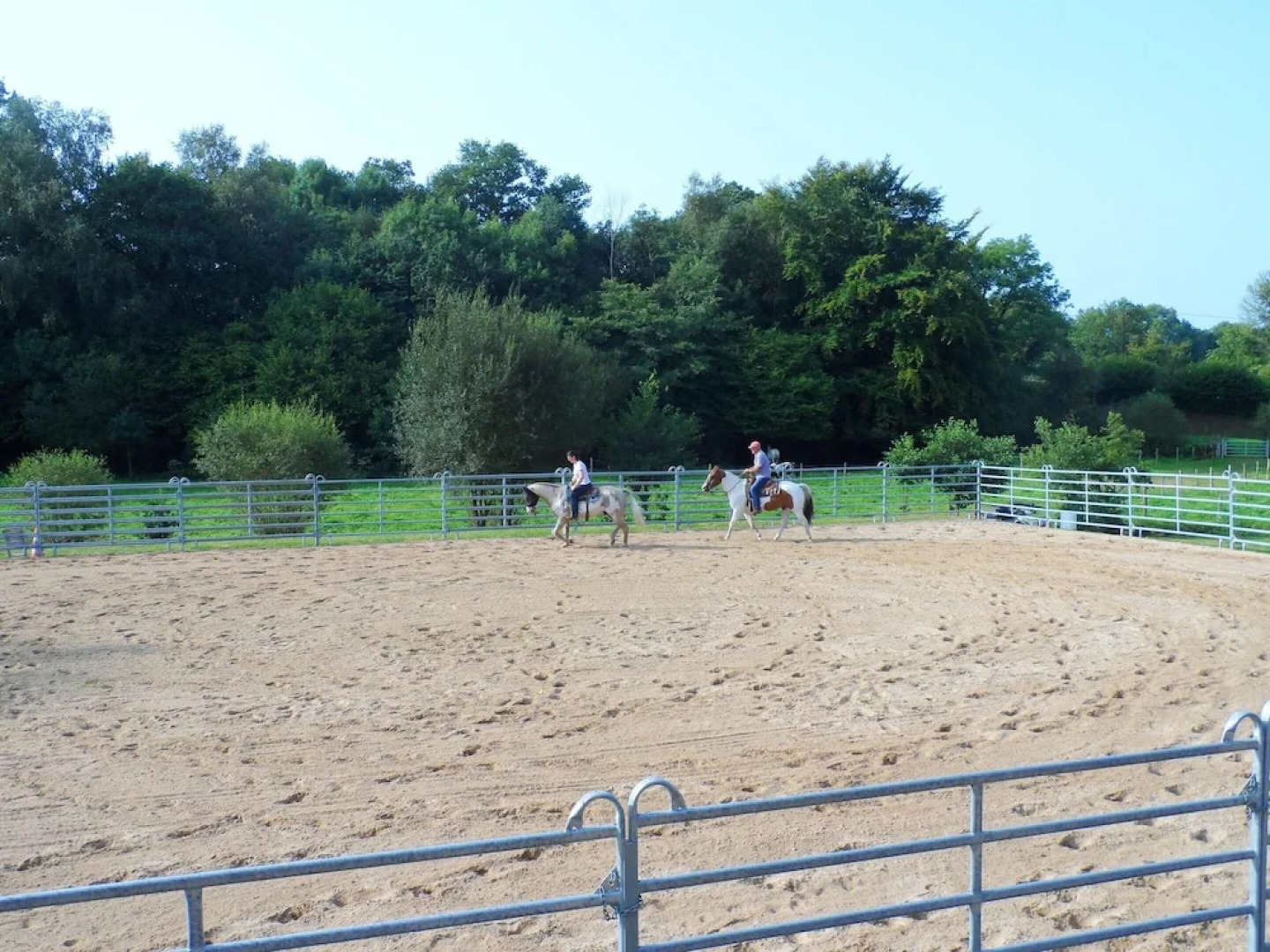 House With 2 Bedrooms in Chanteloup, With Wonderful Lake View, Furnish