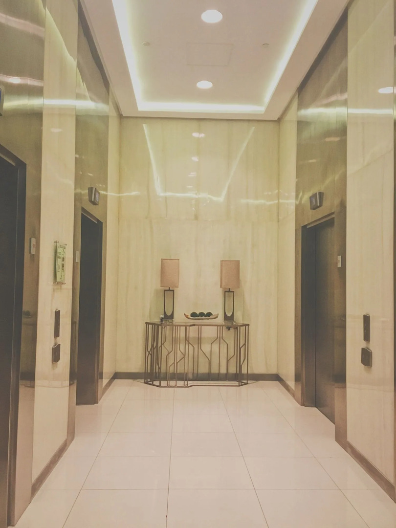 Vista Shaw by Charles