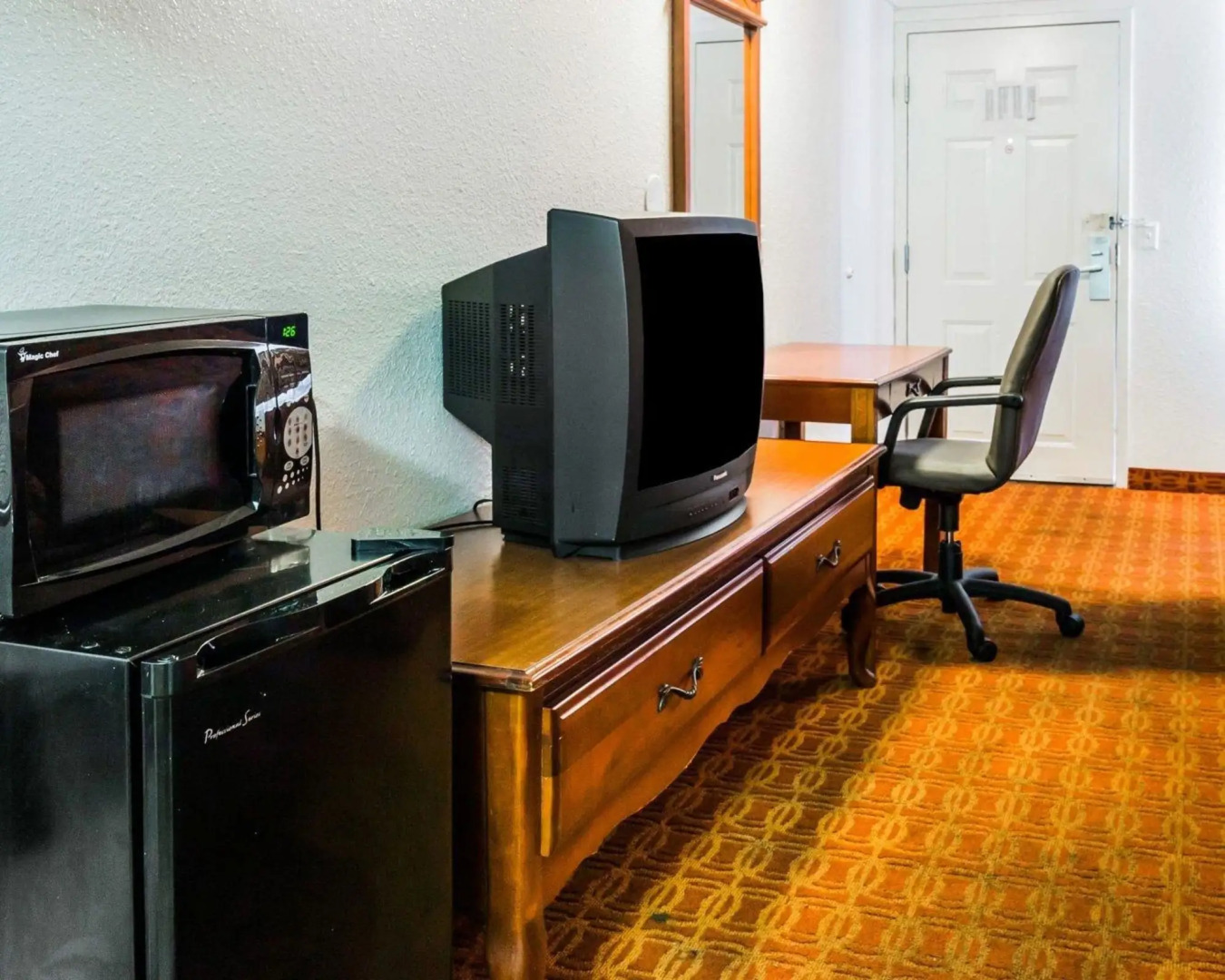 Rodeway Inn Auburn Hills - Detroit