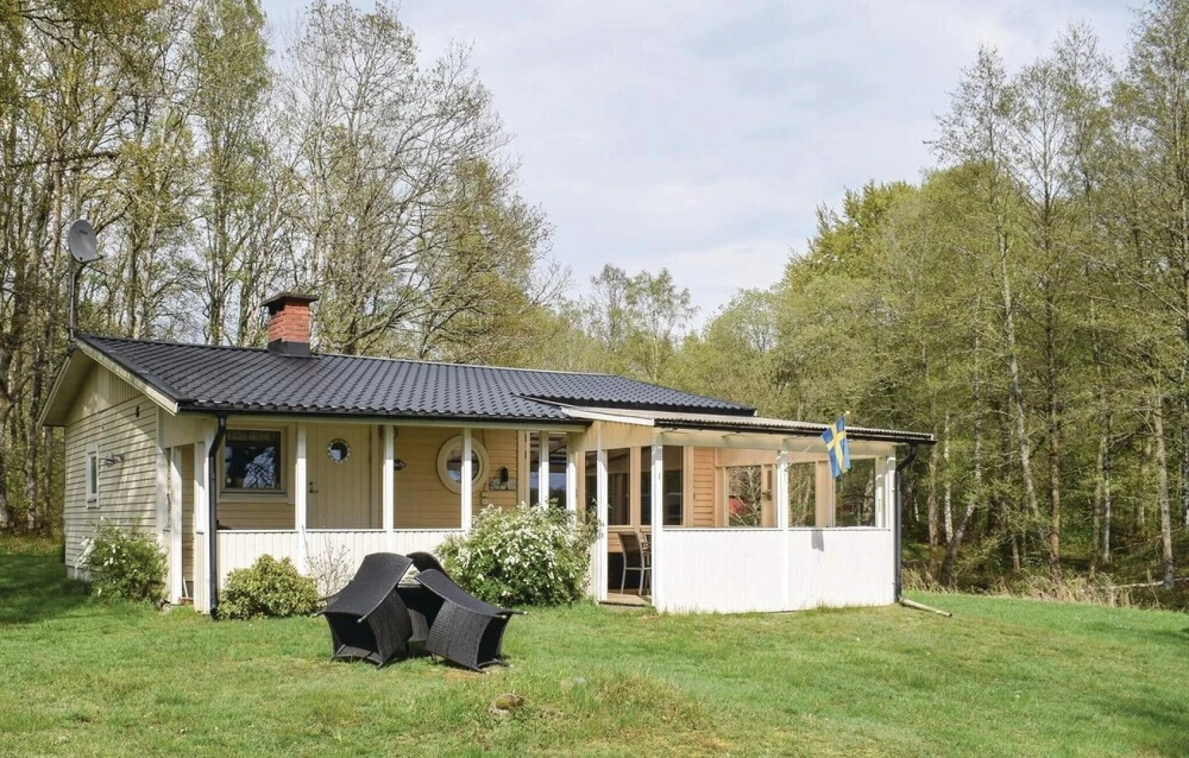 Nice Home in Ljungby With 3 Bedrooms